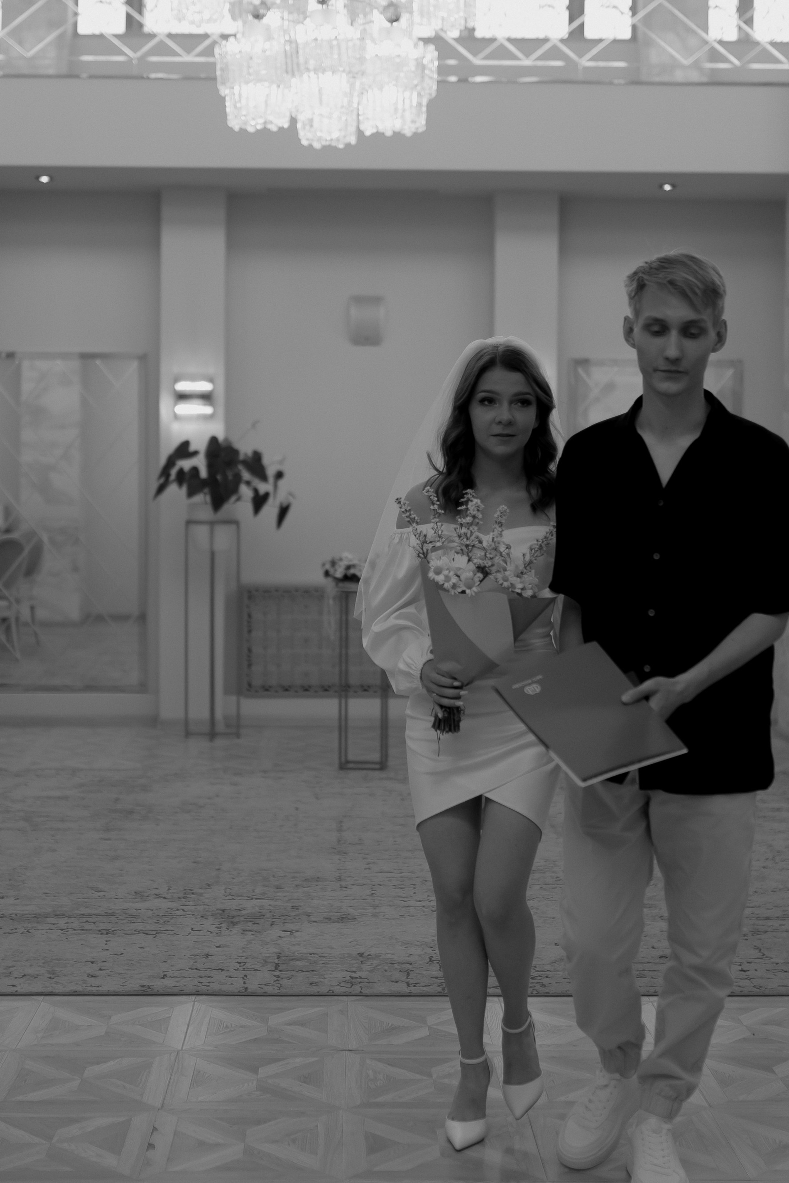 МЫ ДЕЛАЕМ ШАГ, ДЕЛАЕМ ВТОРОЙ. Фотограф в Москве