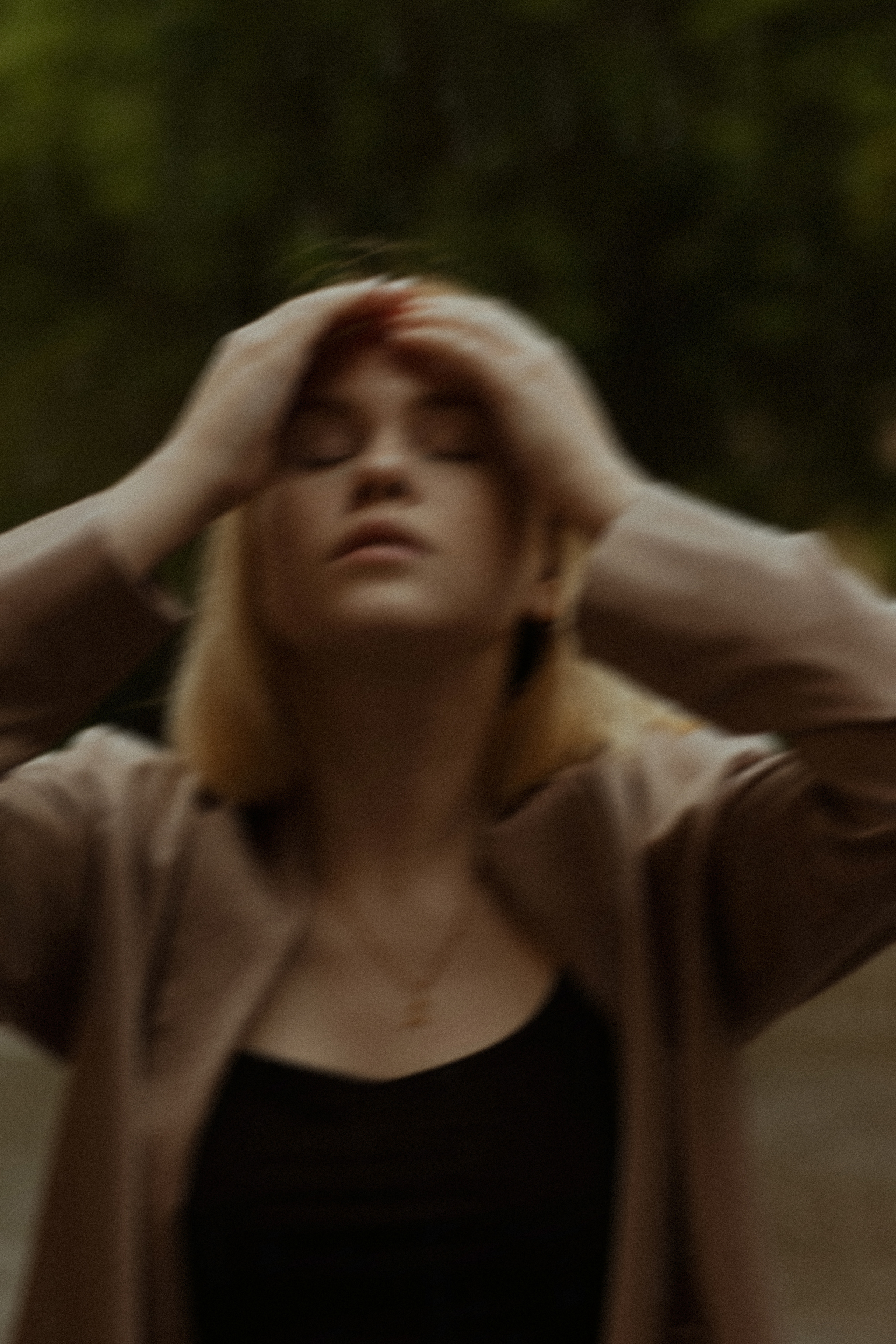 Дарья и дождь. Фотограф в Москве