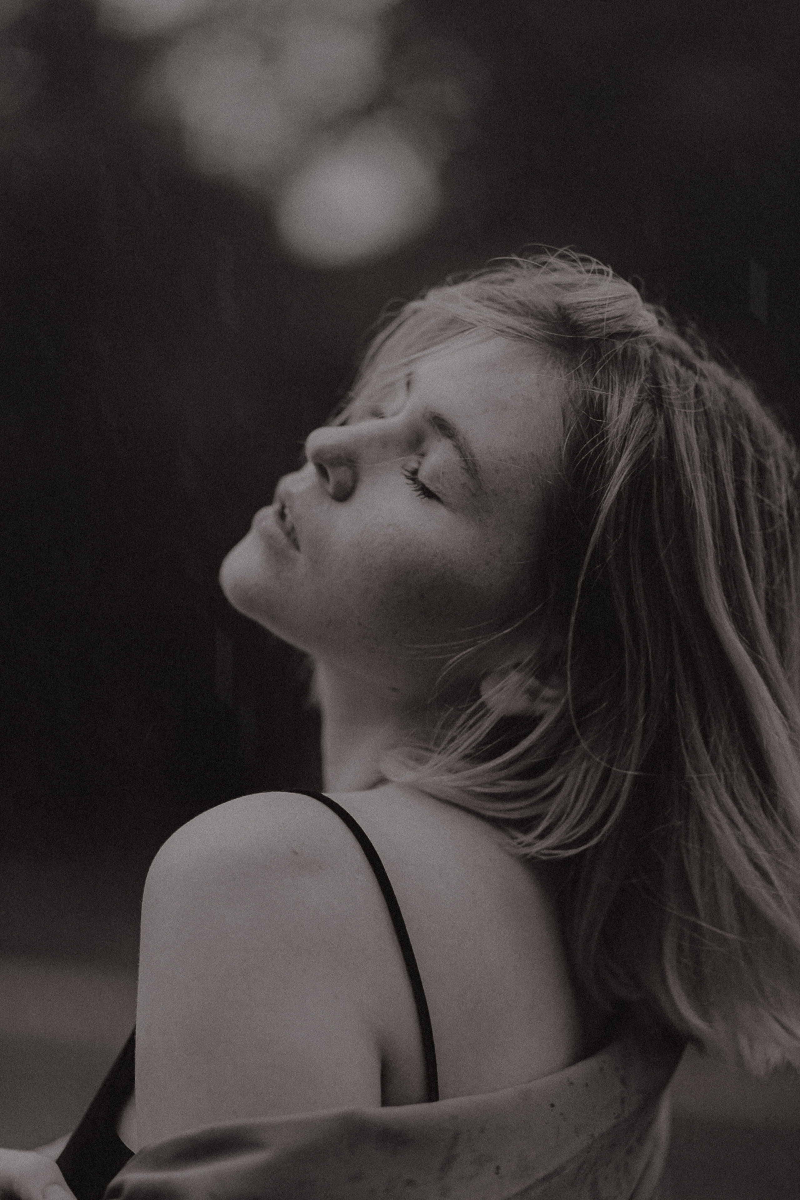 Дарья и дождь. Фотограф в Москве