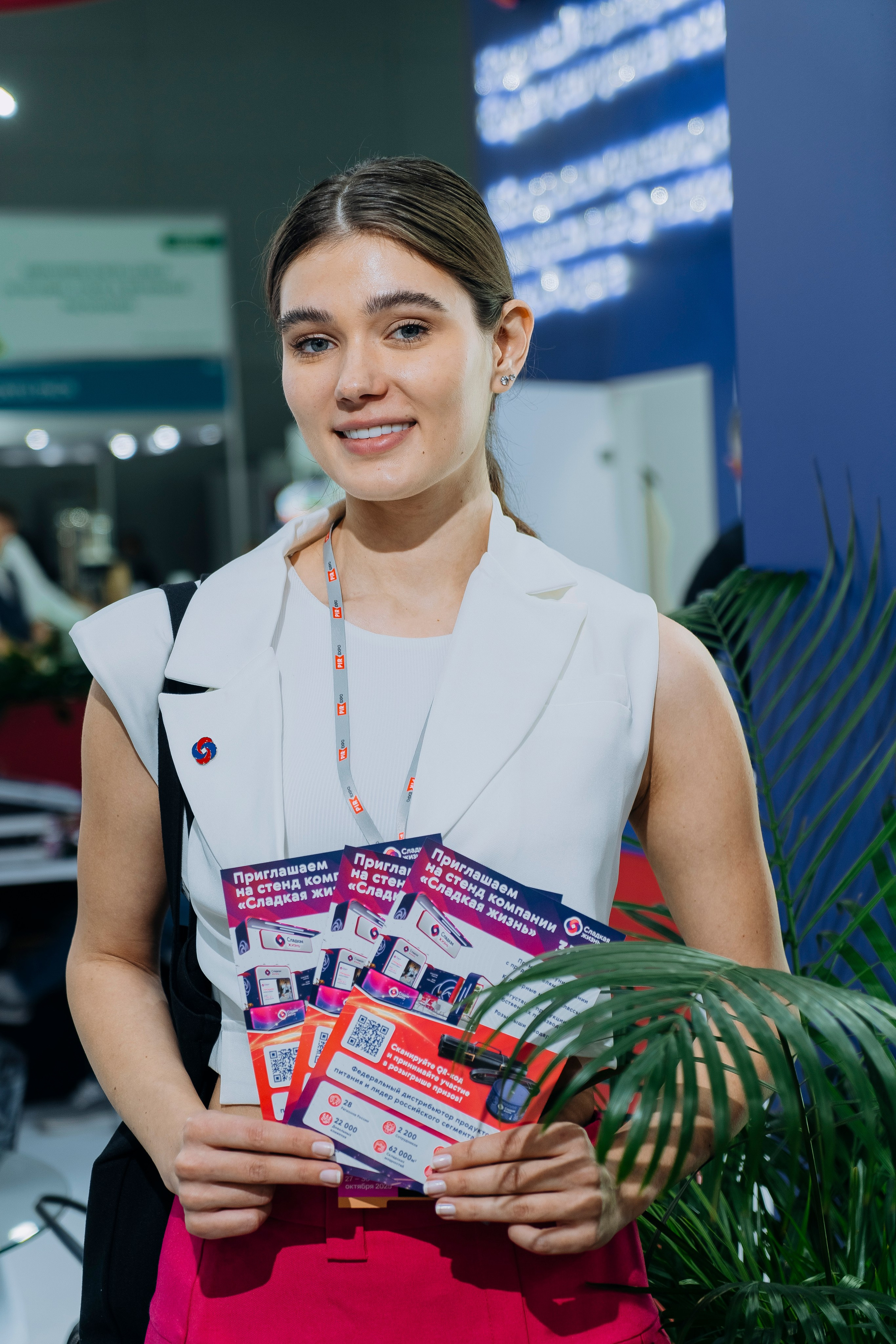 Четвертая Московская неделя моды Больше: https://sinonim.org/improve#res. Профессиональный репортажный фотограф в Москве Владимир Глаголев