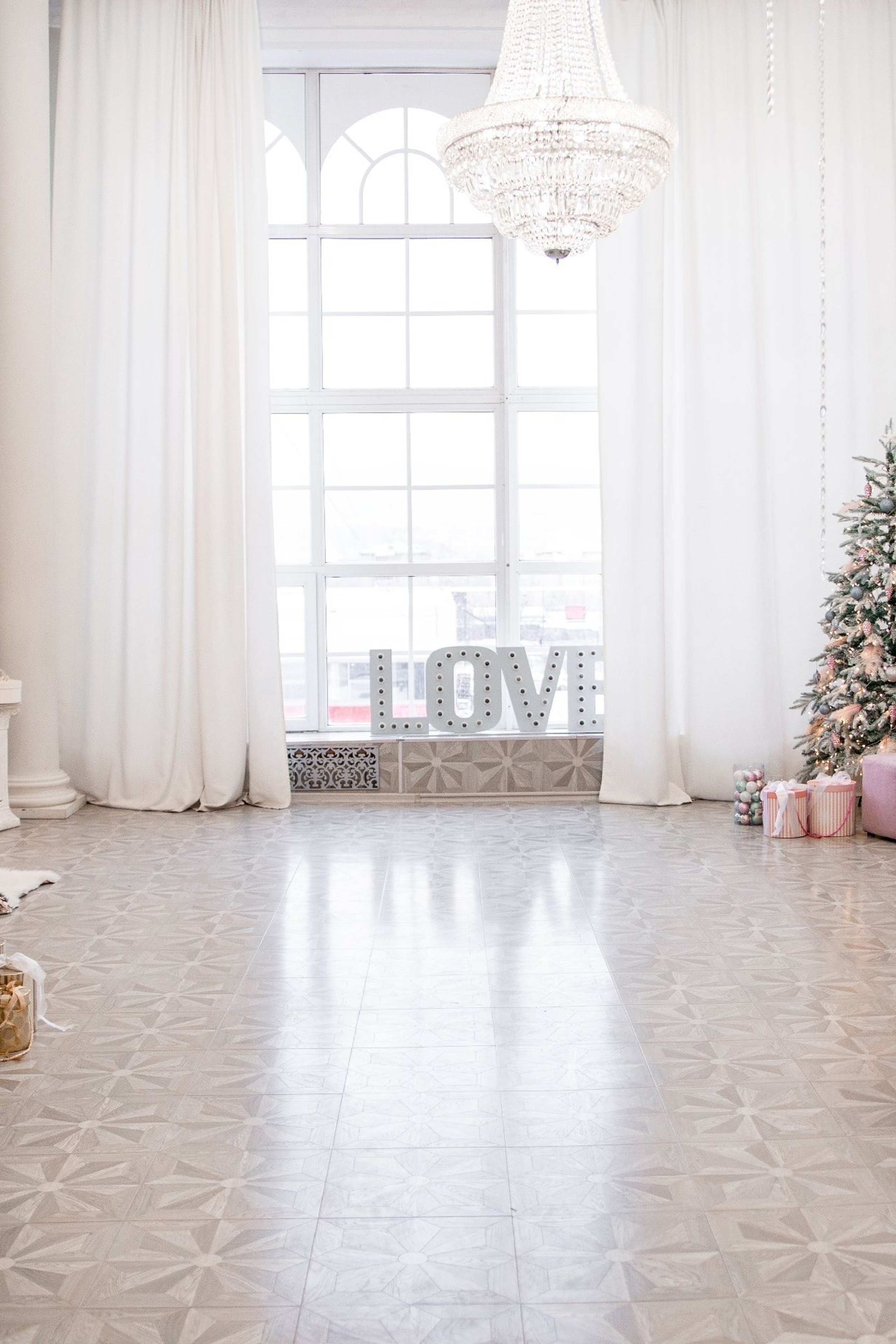 Зал Колонны, фотостудия «Love is»