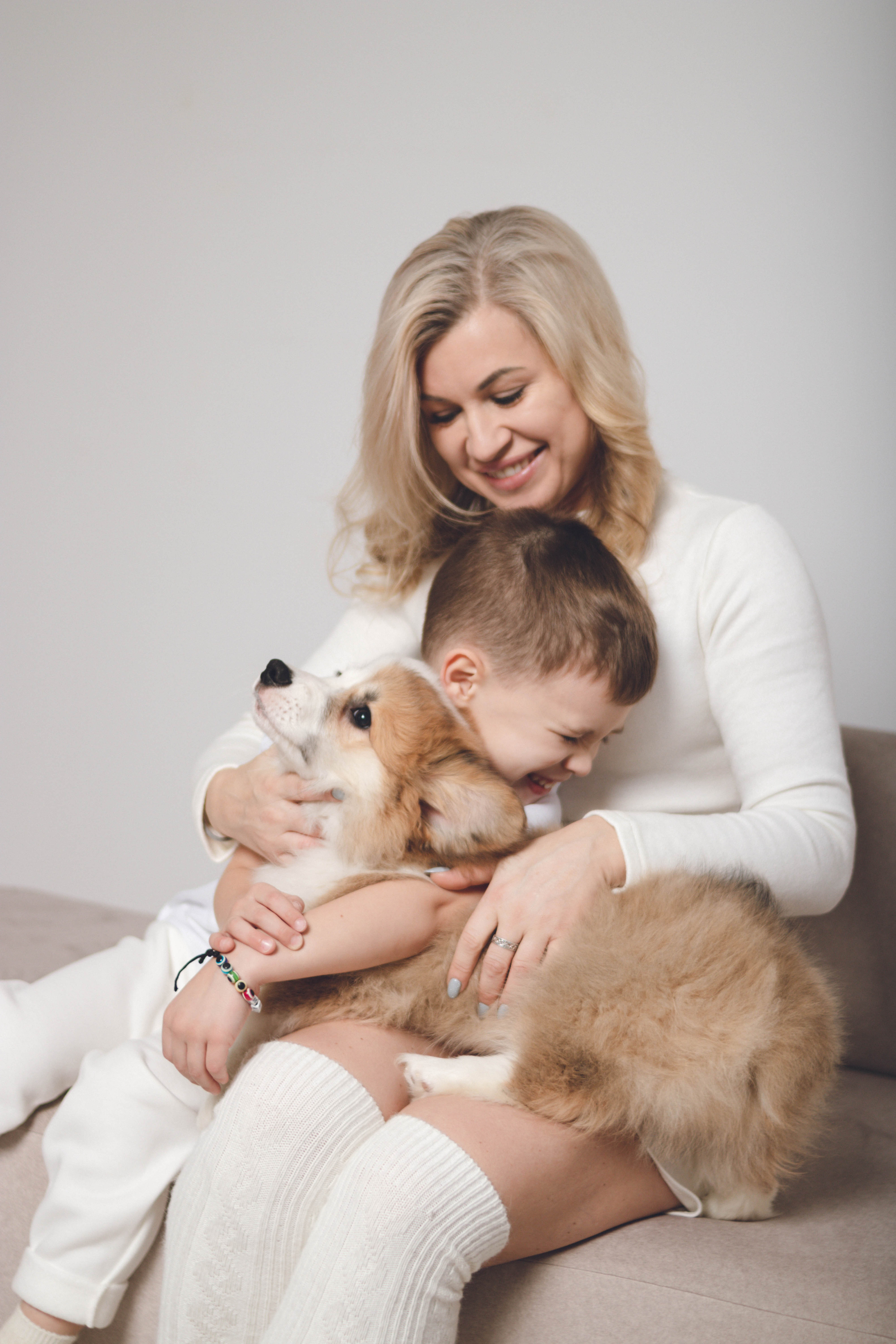 Семейная фотосессия с четвероногими друзьями. Фотограф в Санкт-Петербурге Полина Федорова