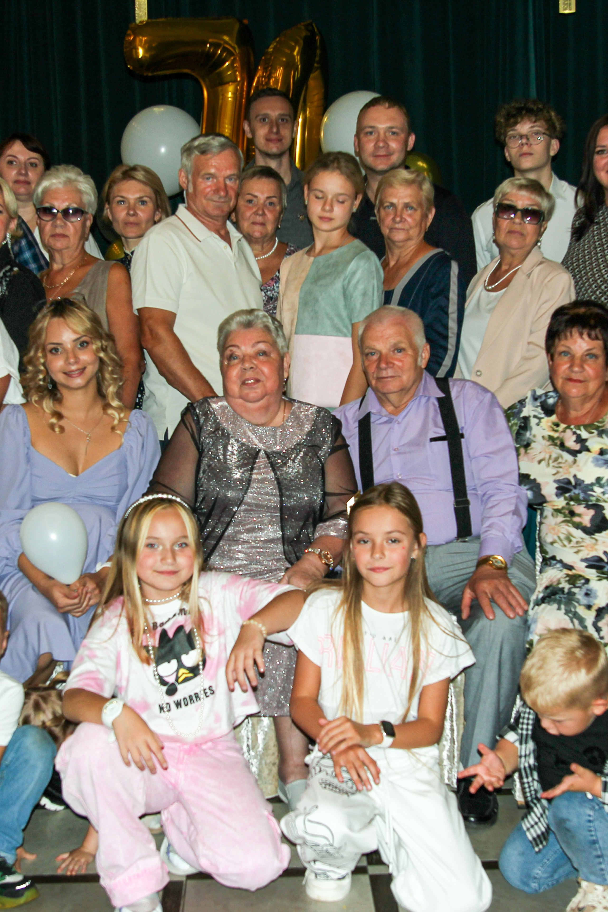 Юбилей в кафе