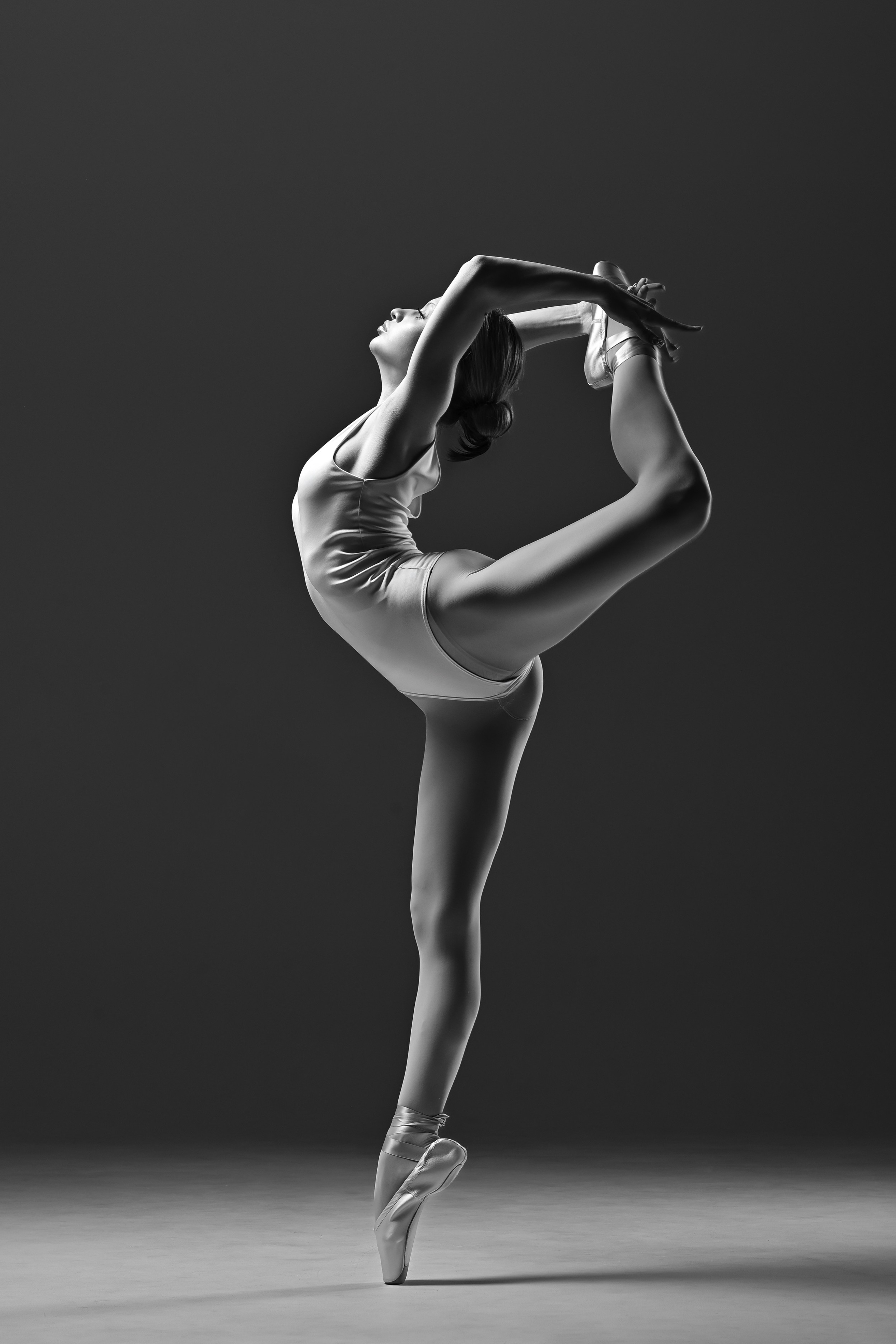 Арт фотосессия в монохромном исполнении