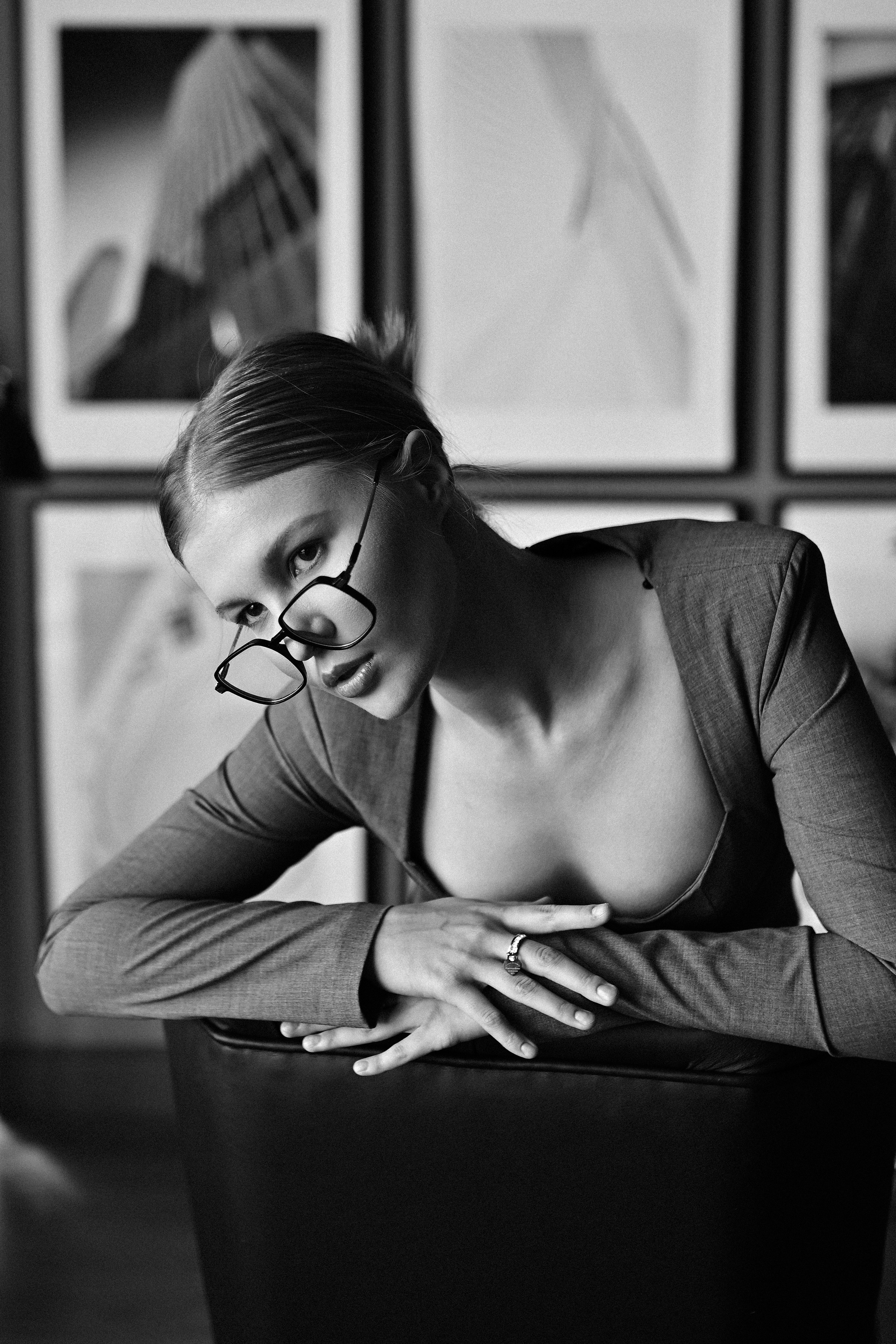 Арт фотосессия в монохромном исполнении