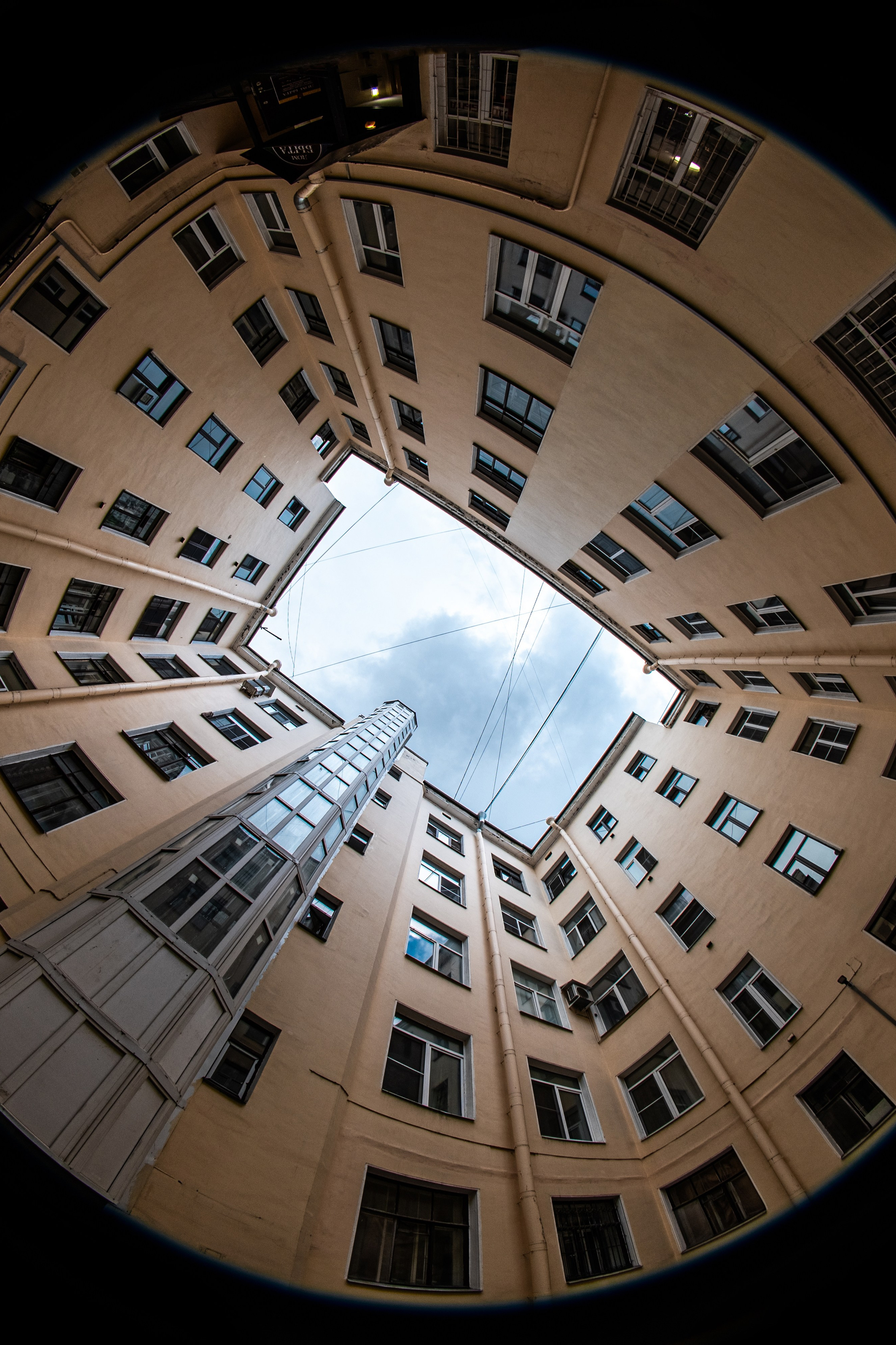 Литейный проспект, 47. Фотограф в Казани Алексей Клейменов