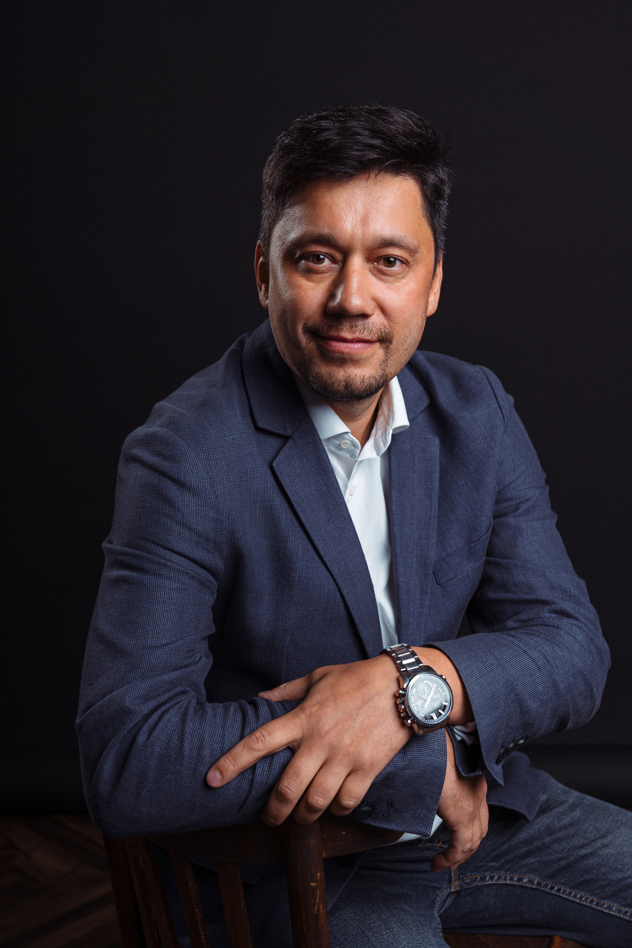 Фотосъемка делового портрета для компаний и бизнеса. Фотограф в Хабаровске Алексей