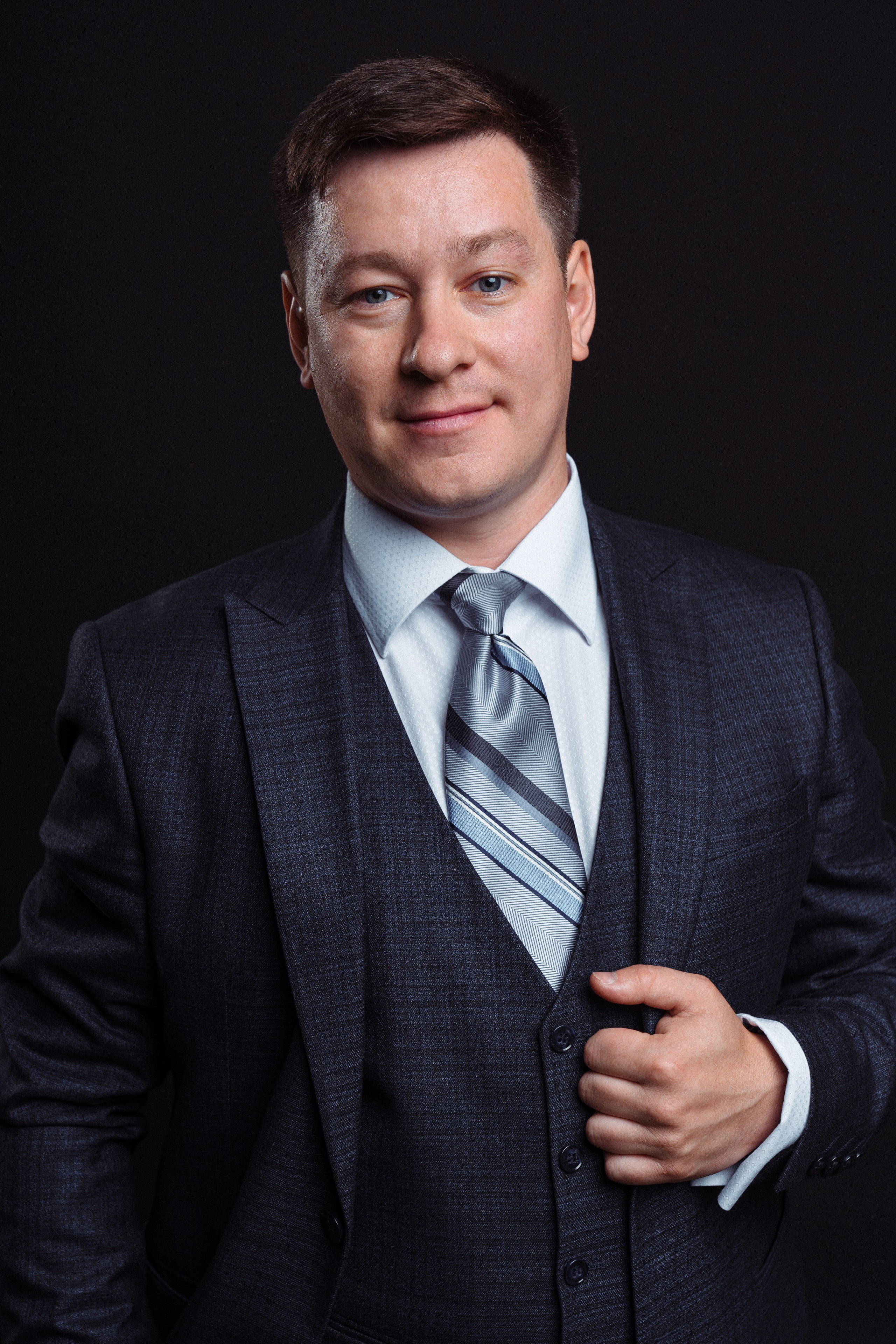 Студийная фотосессия делового портрета