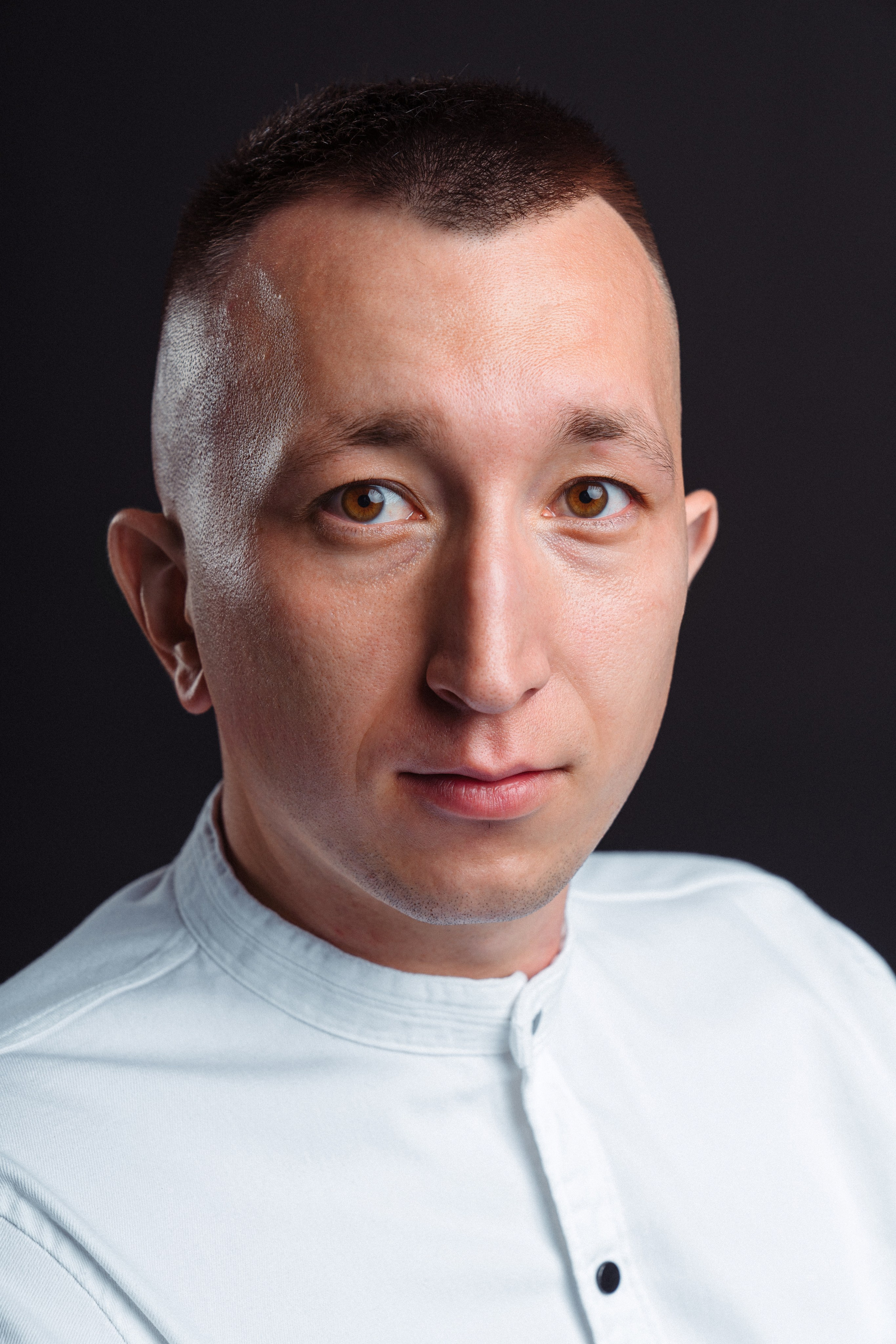 Фотосъемка делового портрета для компаний и бизнеса. Фотограф в Хабаровске Алексей