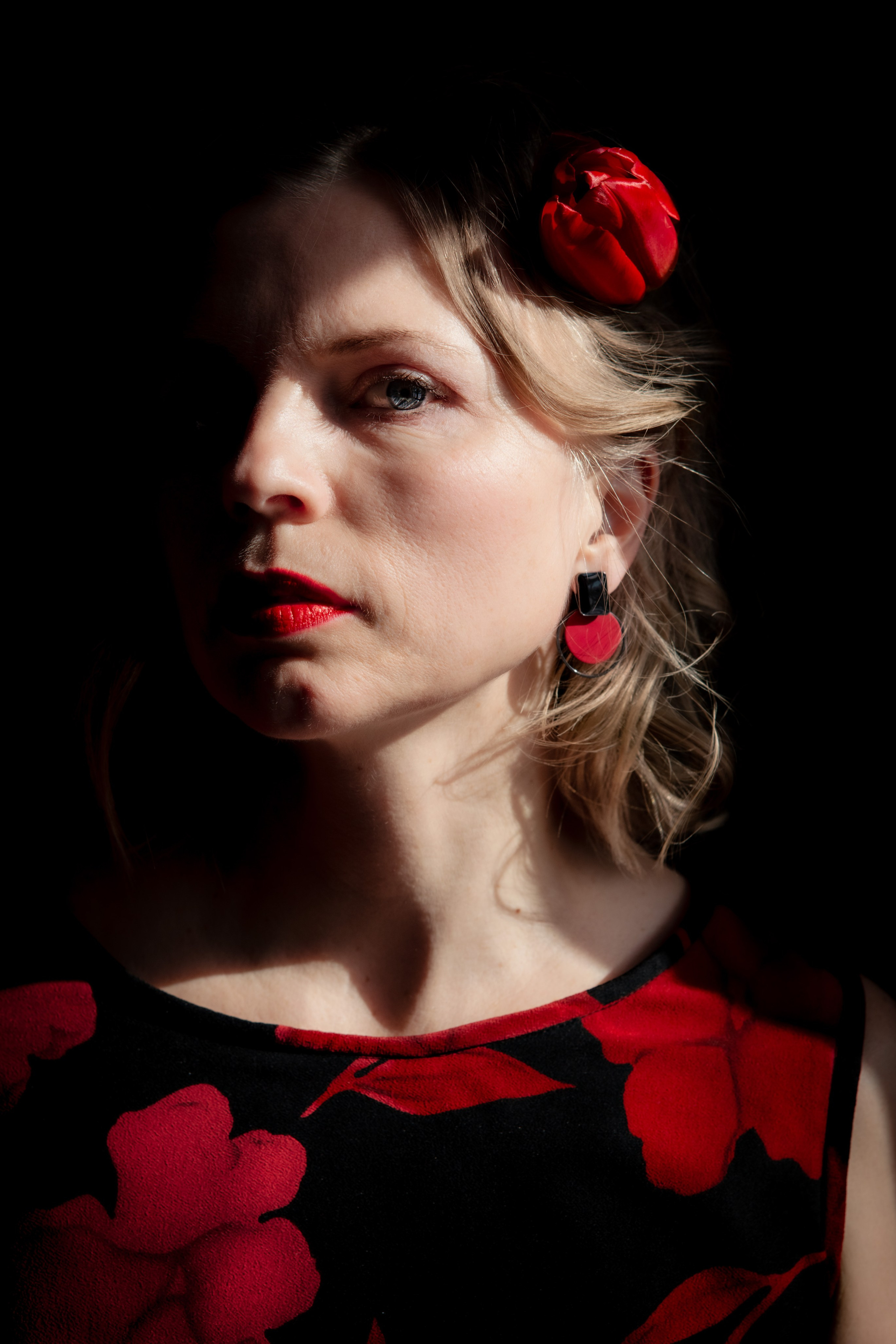 Женщина-весна