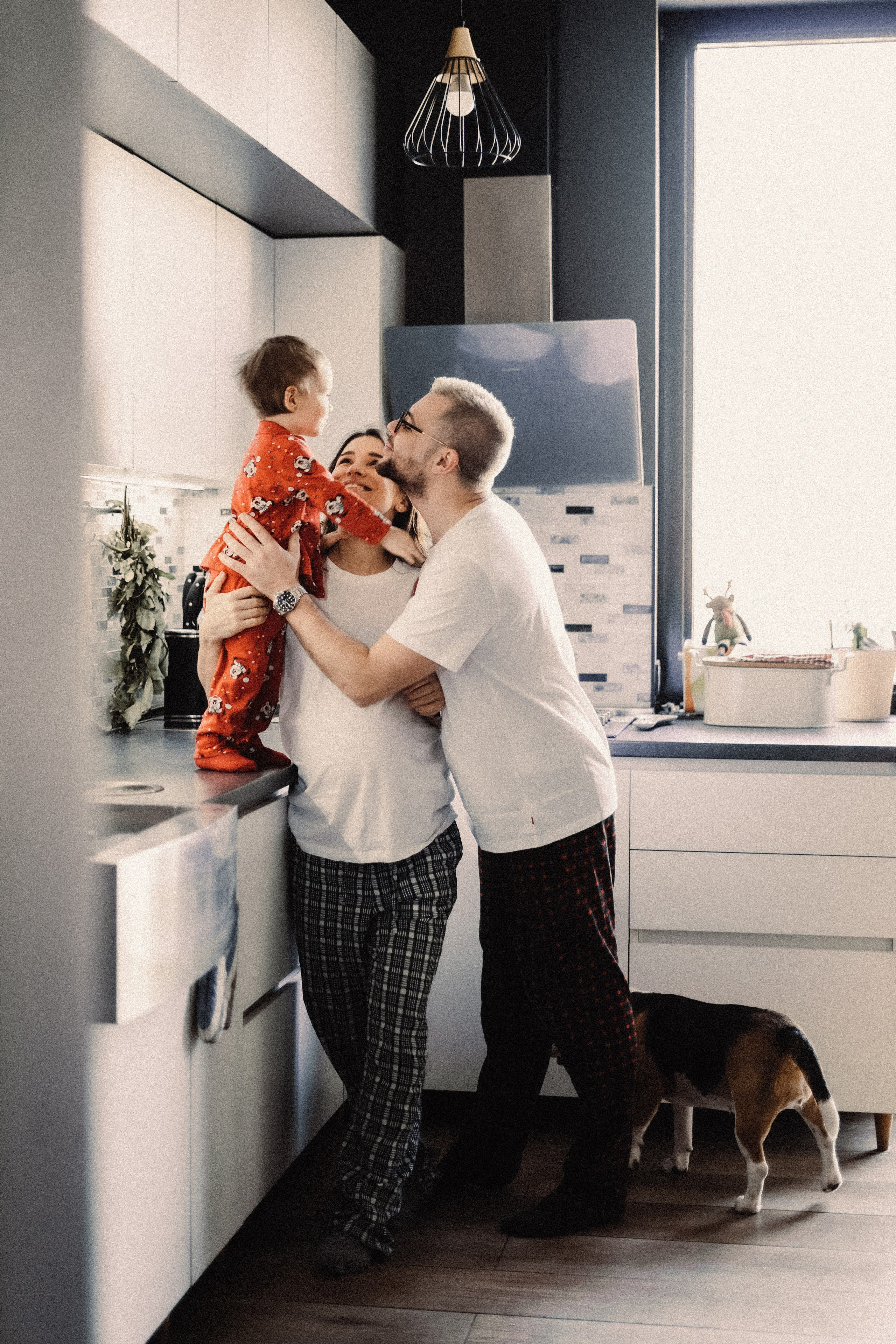 ЛУНА И&nbsp;РОДИТЕЛИ