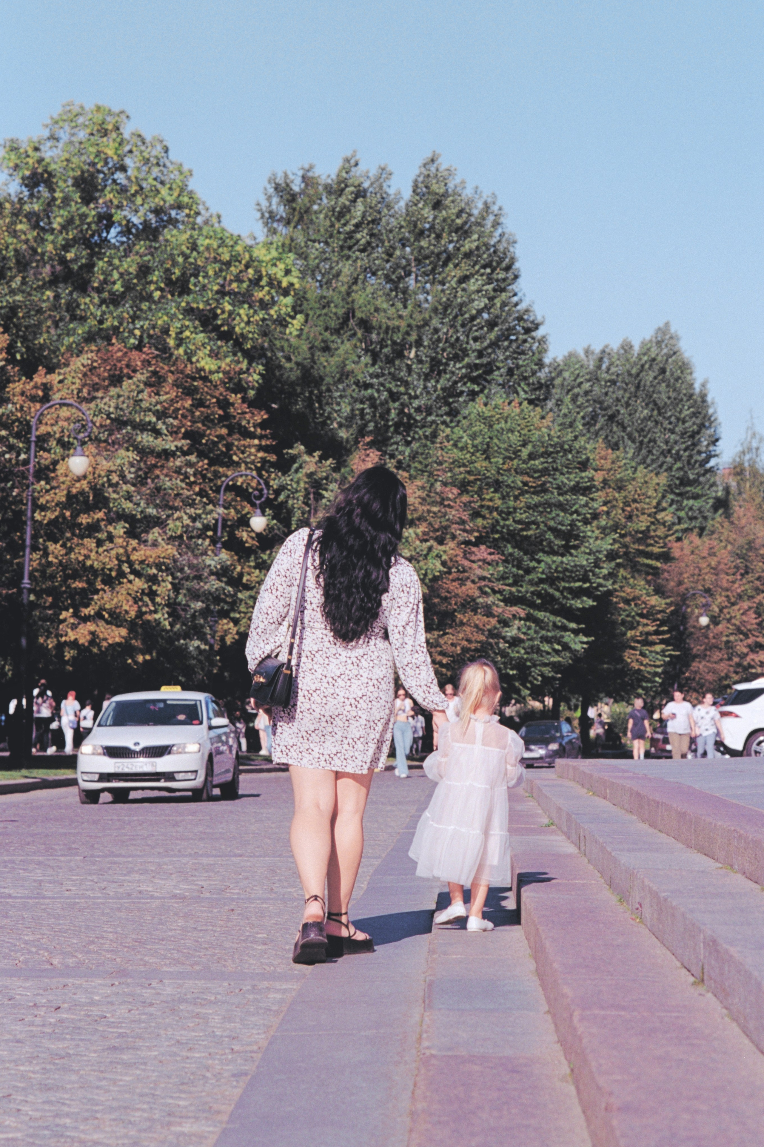 Comments. Стилист и плёночный фотограф Анастасия Шлокова в Санкт-Петербурге и Москве