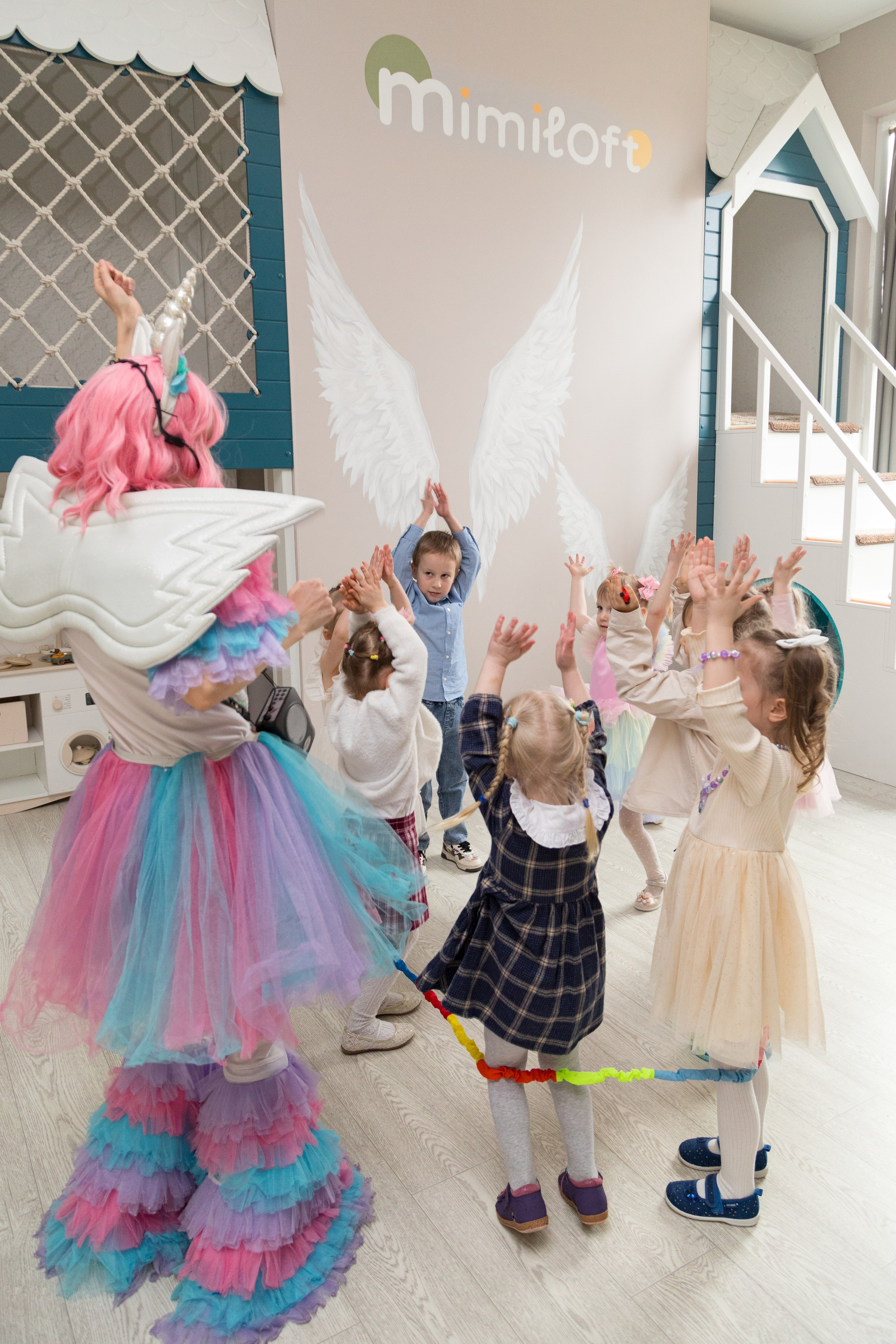 День рождения Сияны, 4 года, детский игровой центр Mimiloft