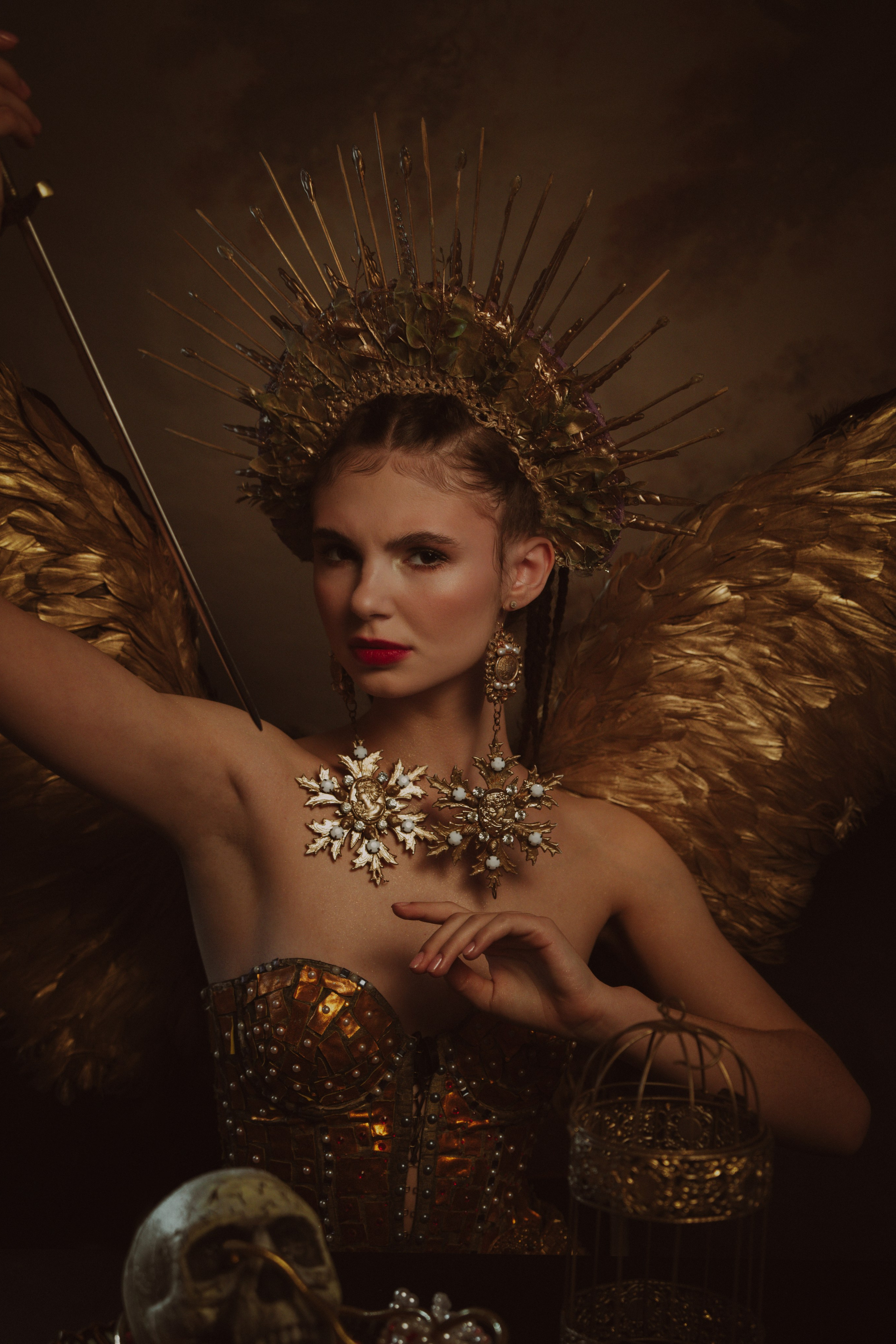 Меч, обёрнутый шёлком