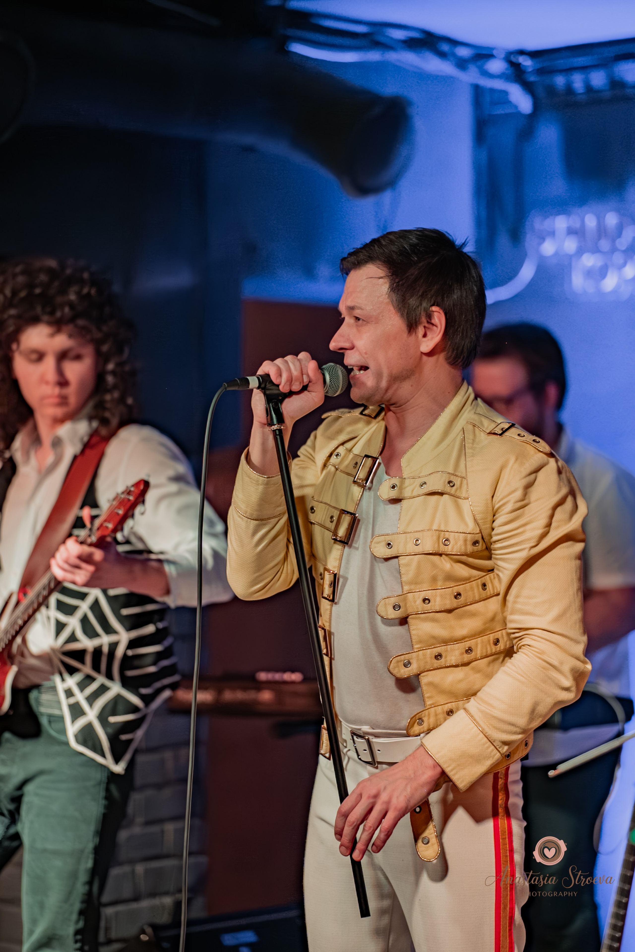 FOREVER QUEEN&nbsp;— трибьют QUEEN