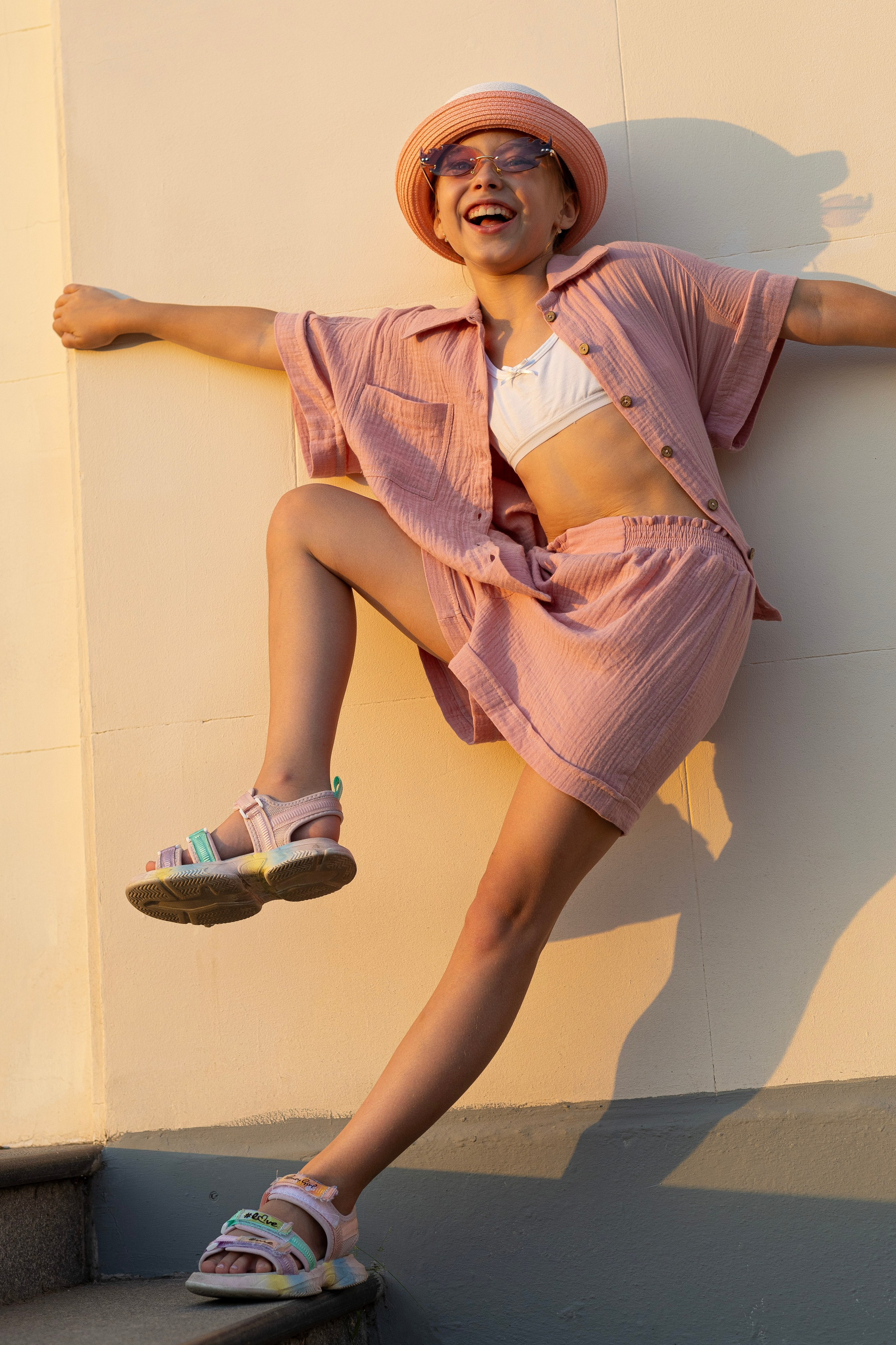 Костюмы. Фото для маркетплейсов в самых сочных локациях города Сочи