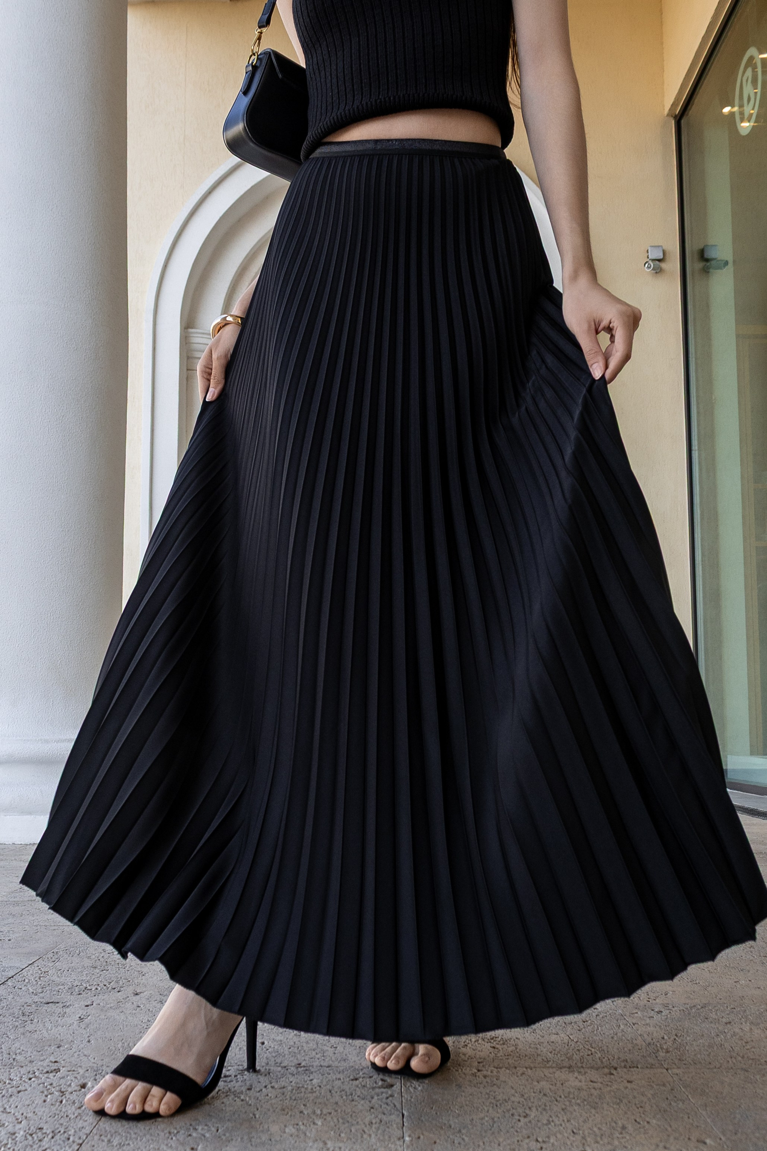 Юбки. Фото для маркетплейсов в самых сочных локациях города Сочи