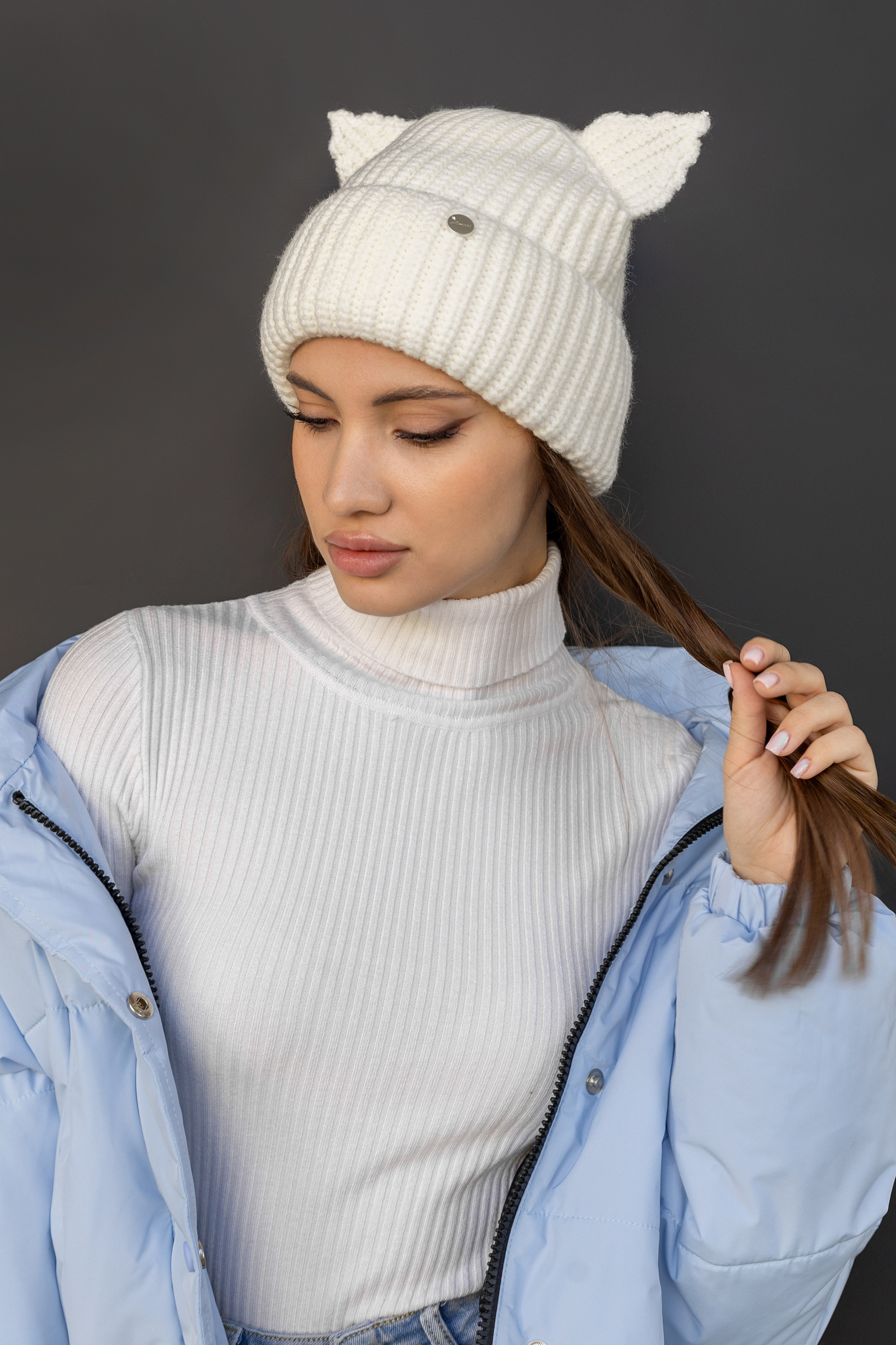 Шапки. Фото для маркетплейсов в самых сочных локациях города Сочи