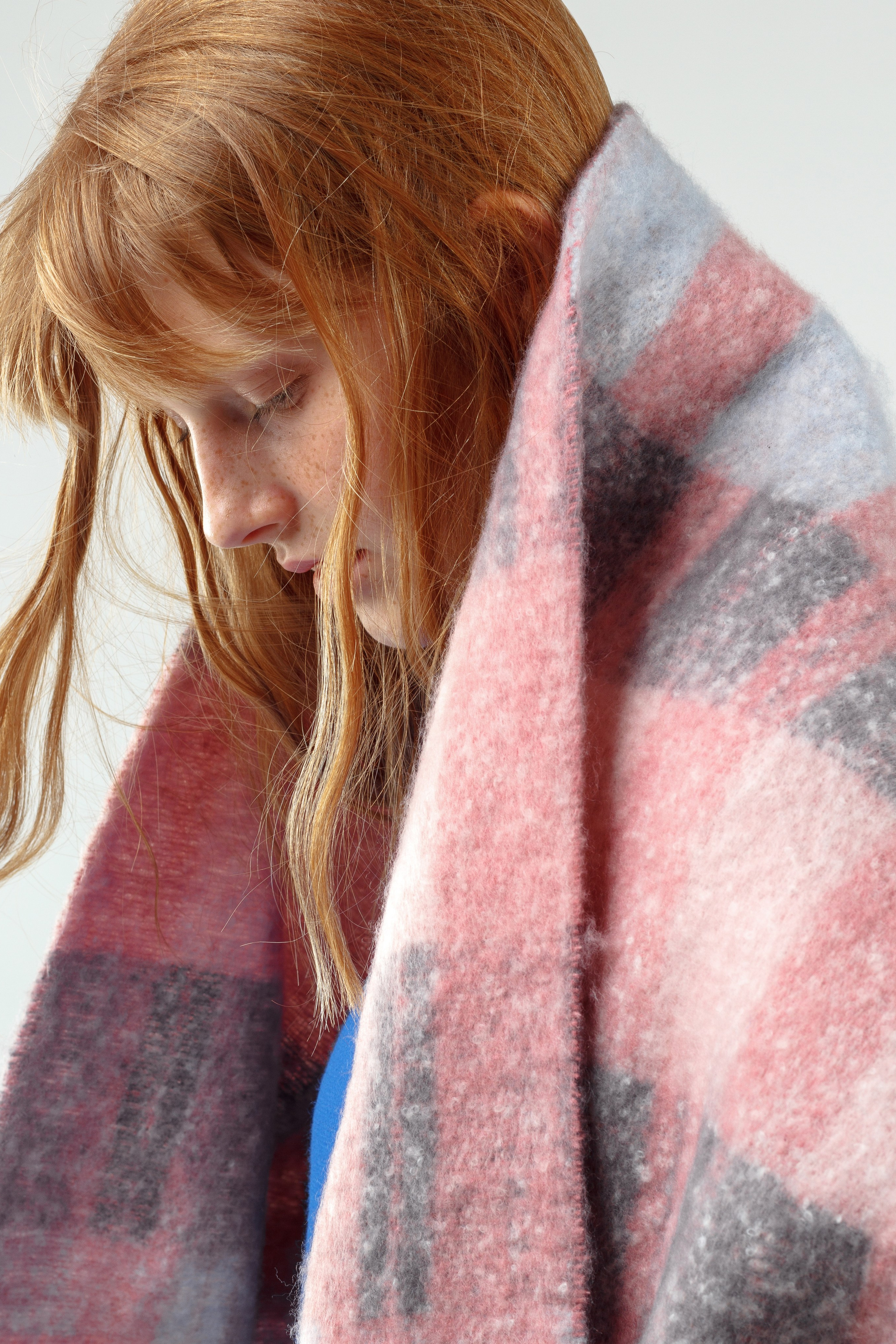 Шарфы — Милана. Фото для маркетплейсов в самых сочных локациях города Сочи