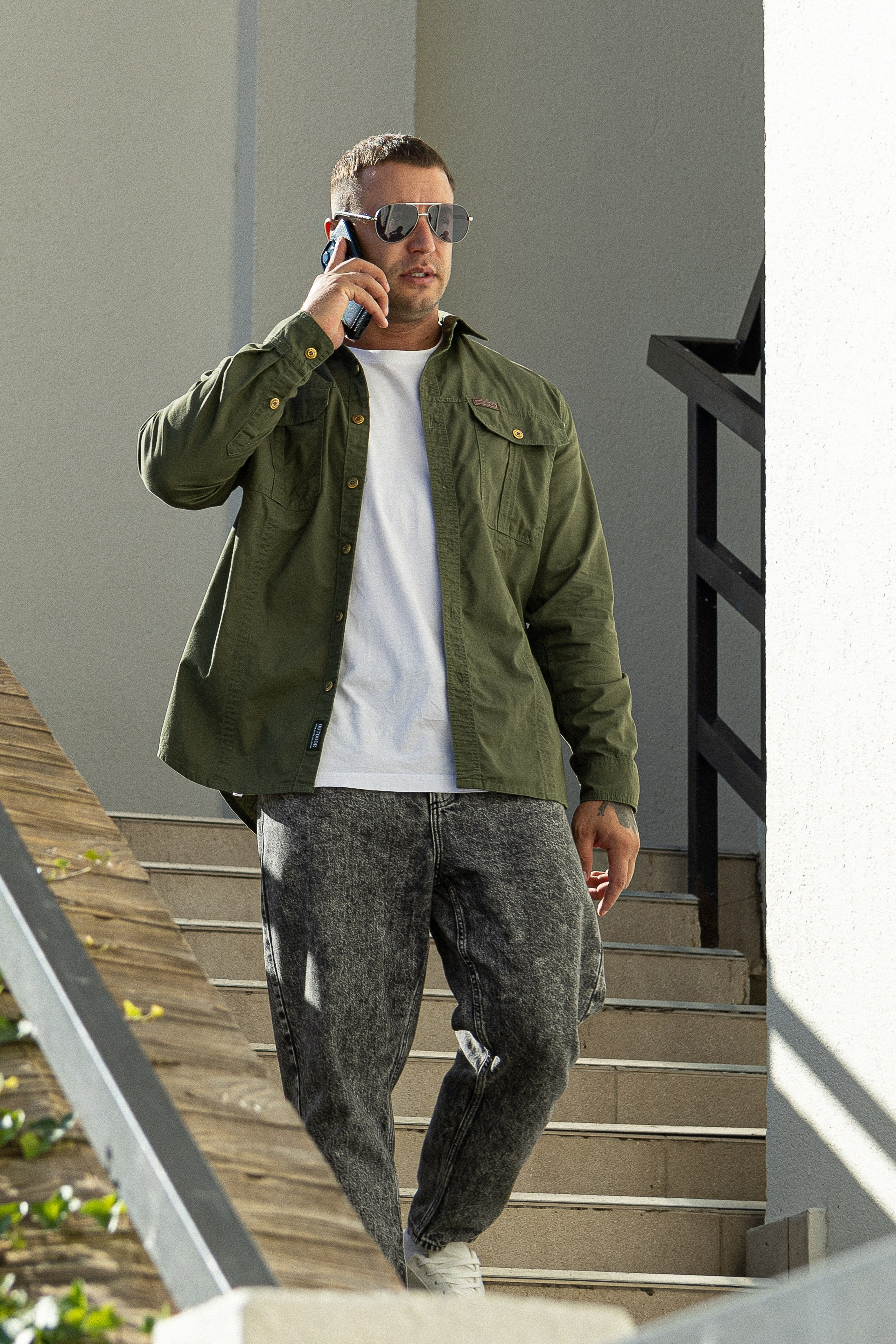 Рубашки. Фото для маркетплейсов в самых сочных локациях города Сочи