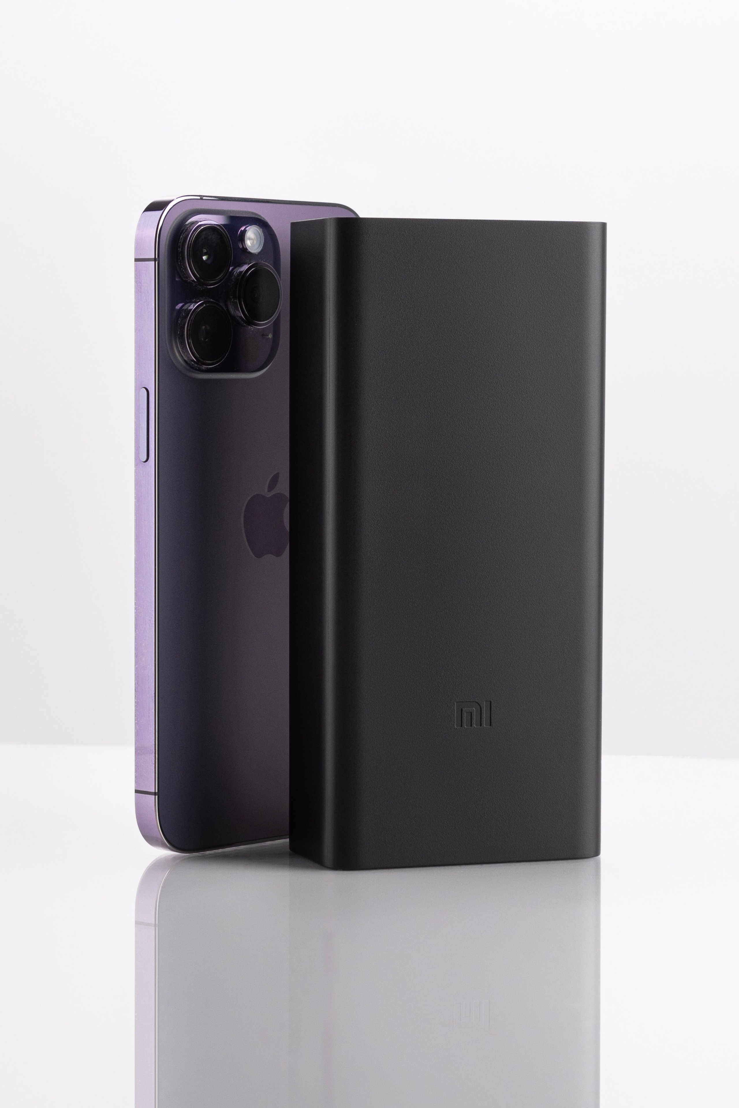 Повербанк. Фото для маркетплейсов в самых сочных локациях города Сочи