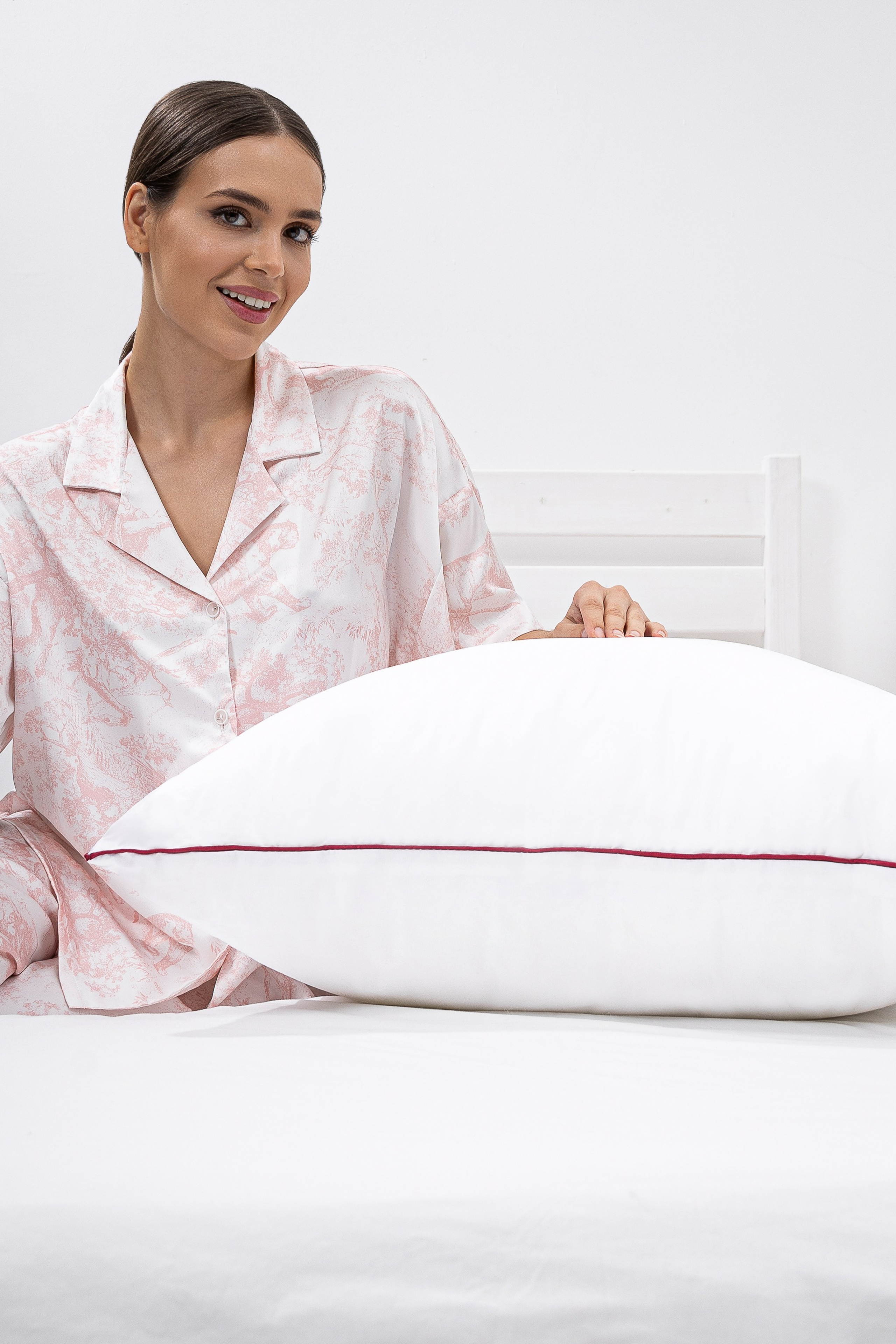 Подушки. Фото для маркетплейсов в самых сочных локациях города Сочи