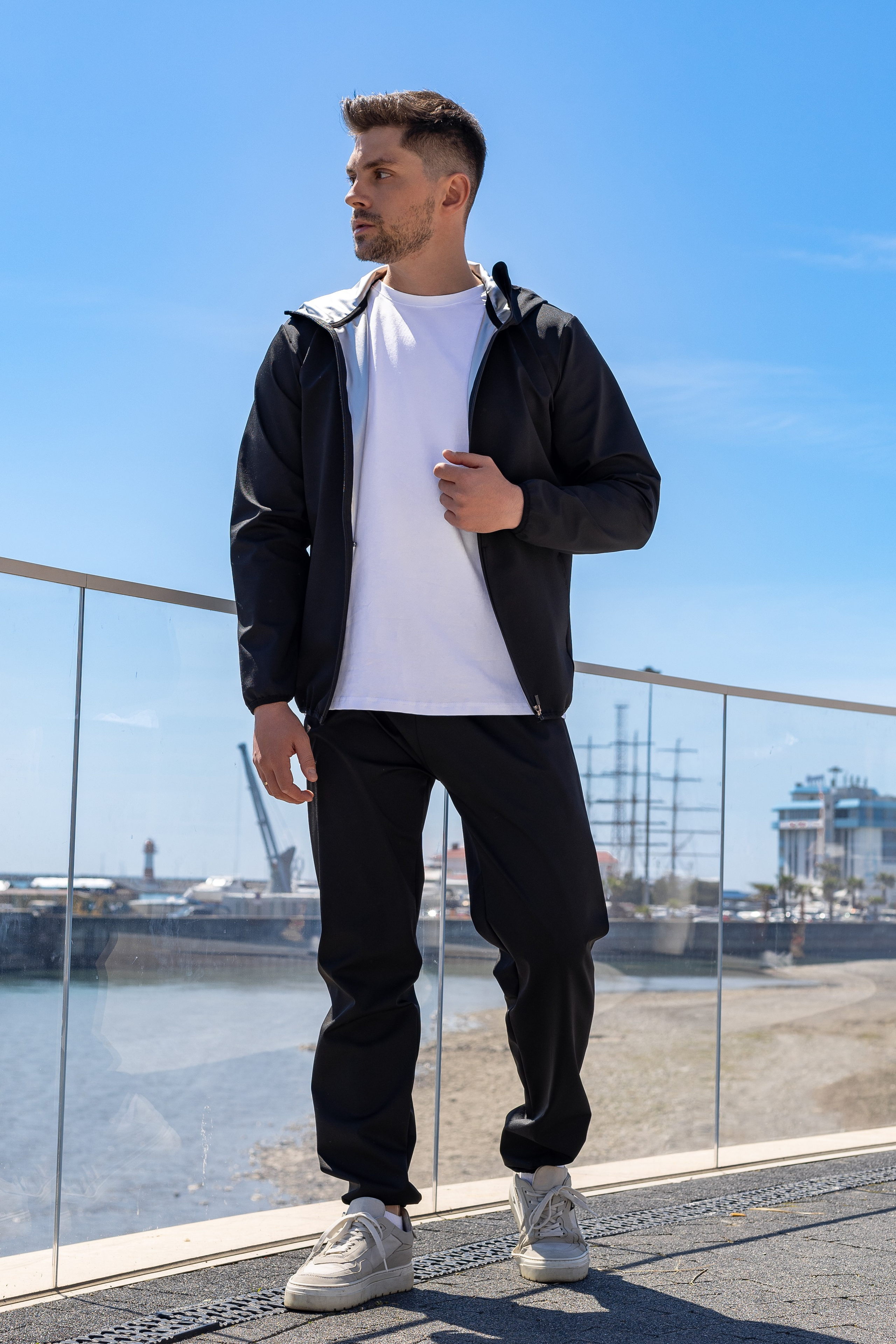 Костюм. Фото для маркетплейсов в самых сочных локациях города Сочи