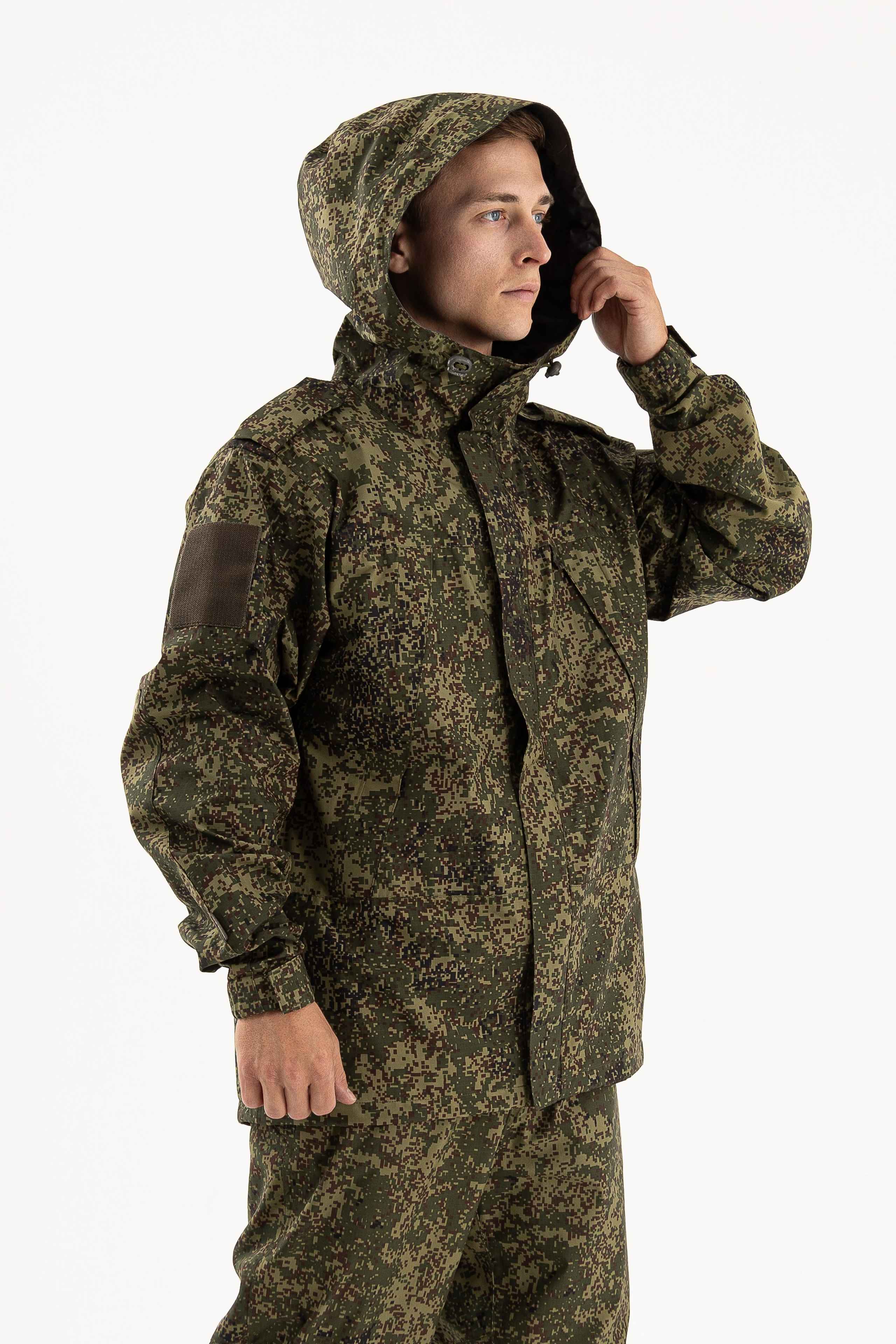 Тактические костюмы. Фото для маркетплейсов в самых сочных локациях города Сочи