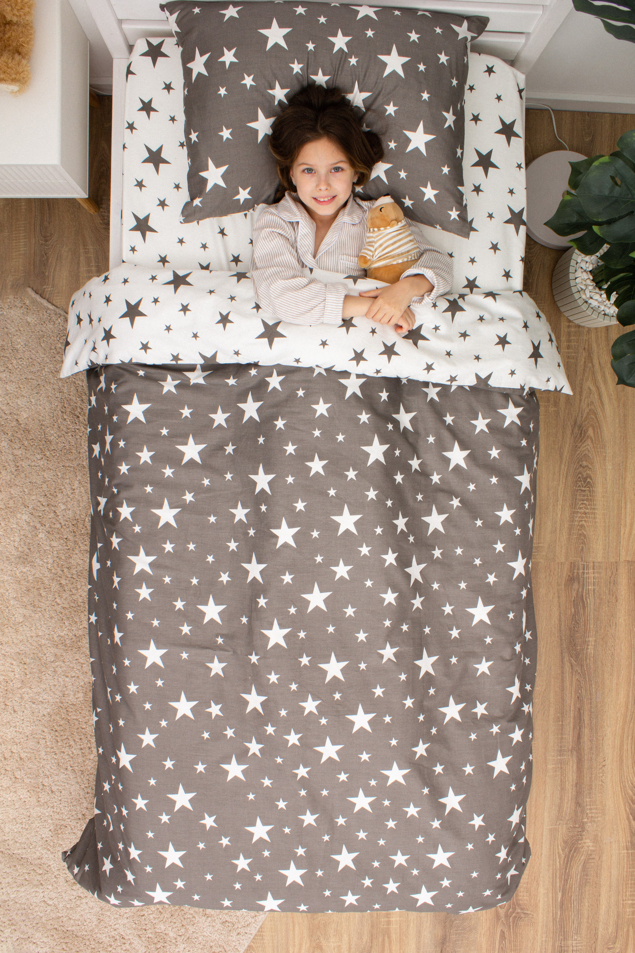 Постельное белье — Амелия. Фото для маркетплейсов в самых сочных локациях города Сочи