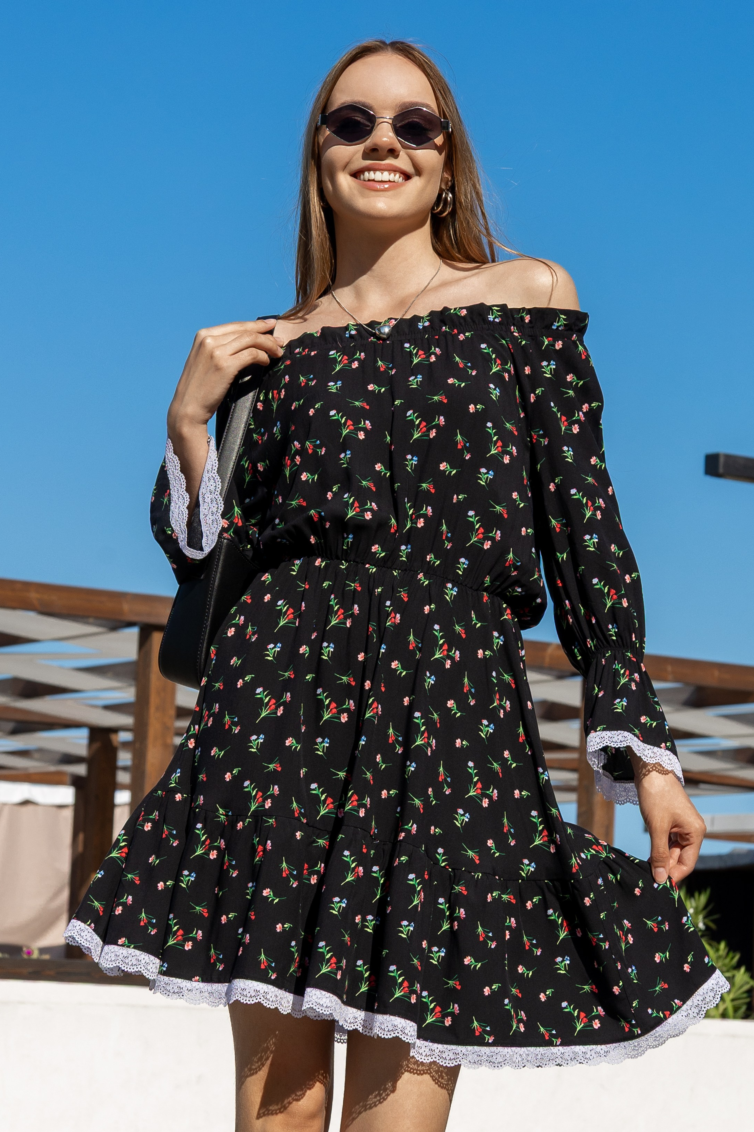 Платья. Фото для маркетплейсов в самых сочных локациях города Сочи