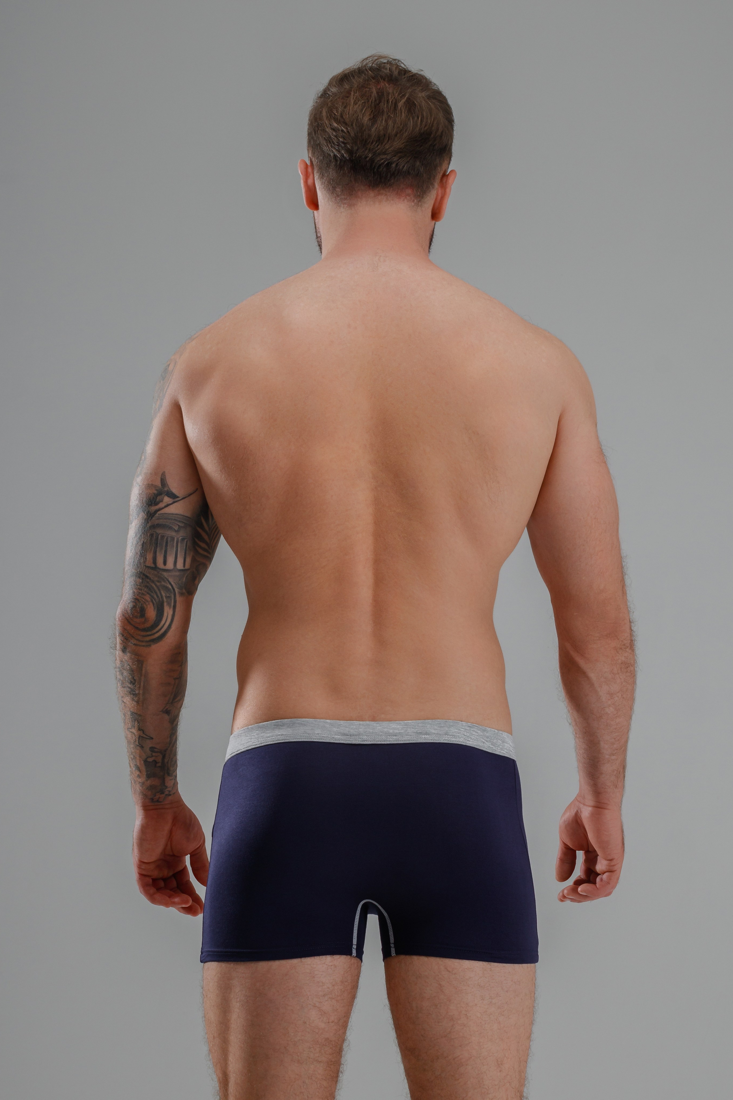 Трусы — Илья. Фото для маркетплейсов в самых сочных локациях города Сочи