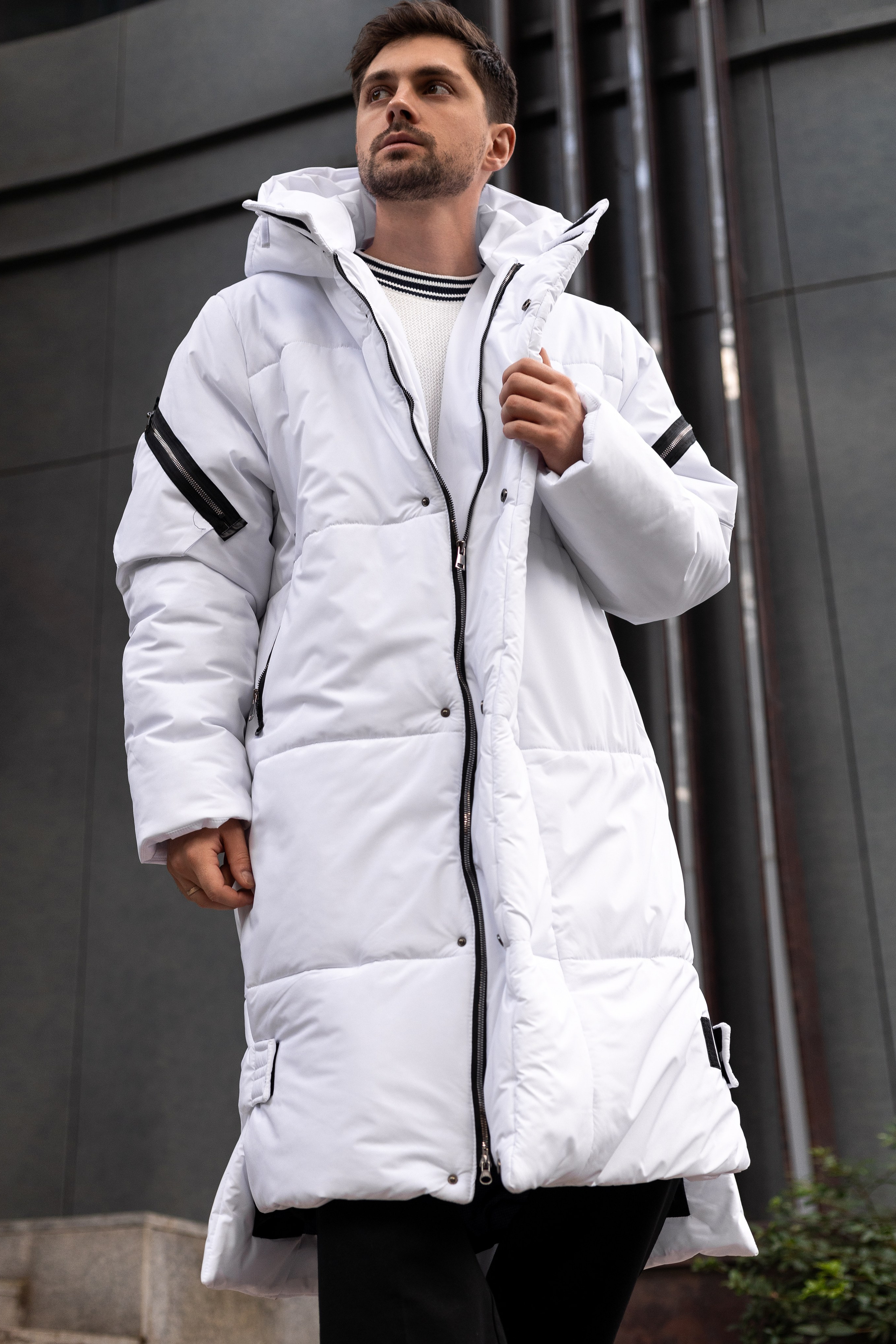 Пуховики. Фото для маркетплейсов в самых сочных локациях города Сочи