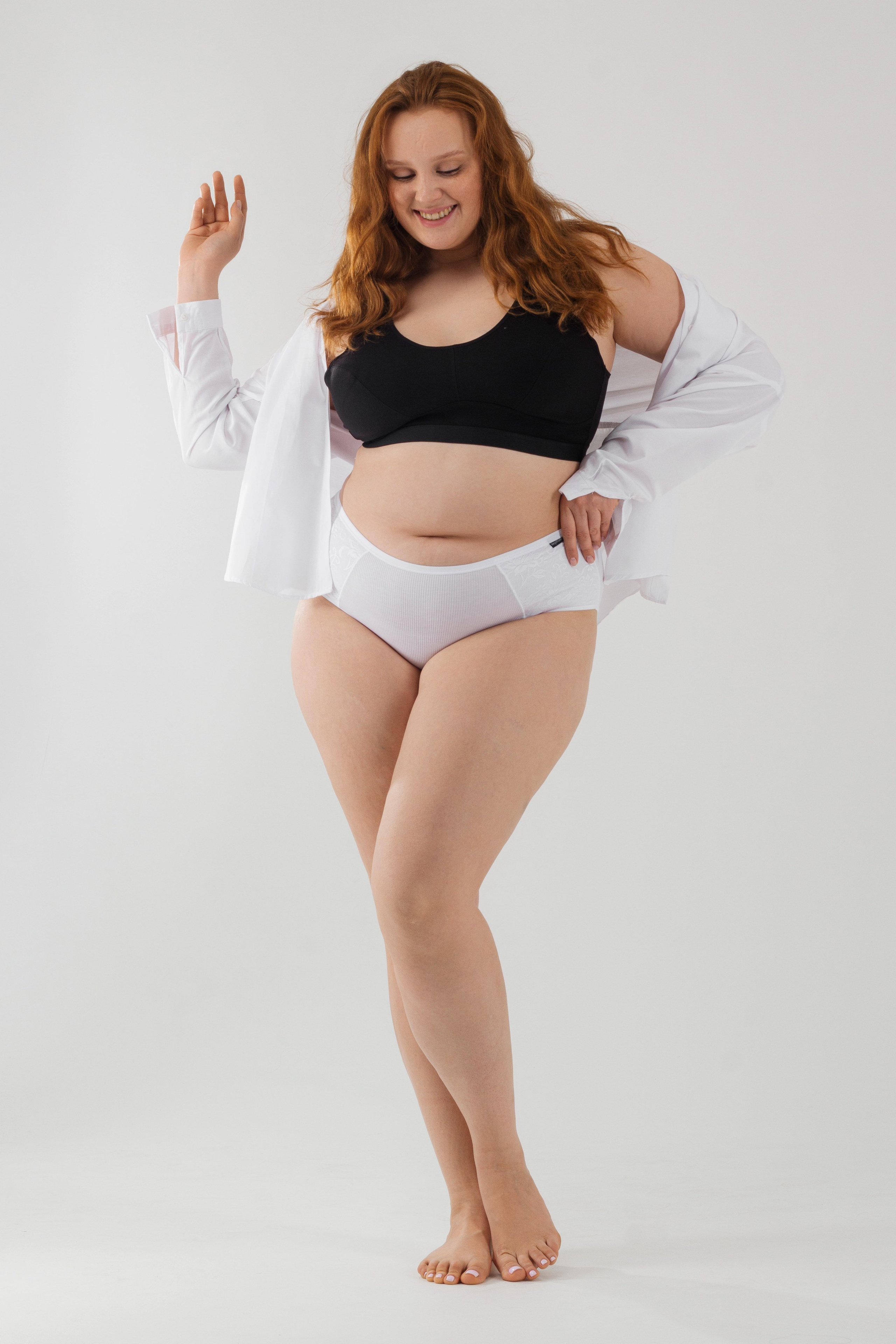 Белье — Настя. Фото для маркетплейсов в самых сочных локациях города Сочи