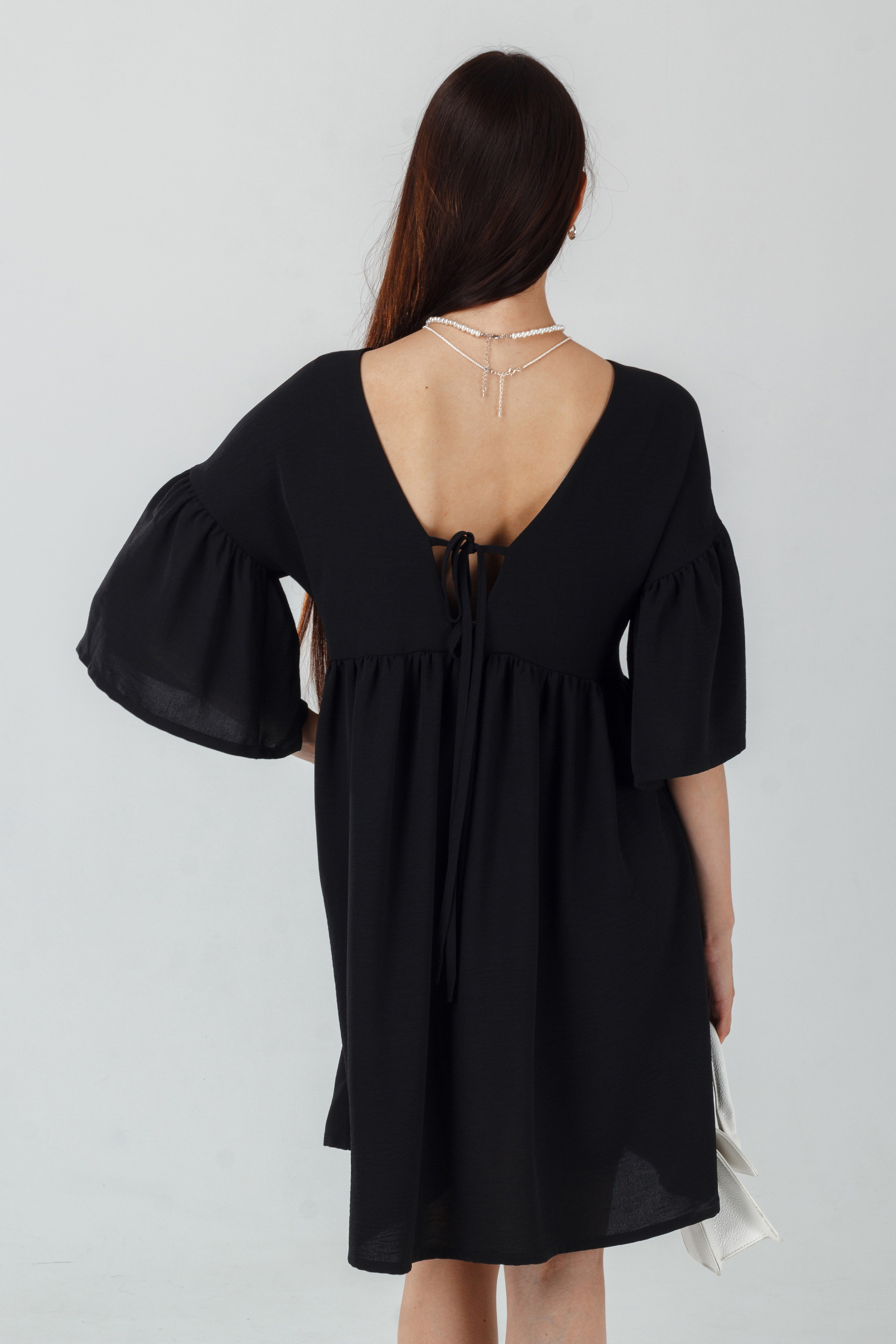 Платье — Вика. Фото для маркетплейсов в самых сочных локациях города Сочи