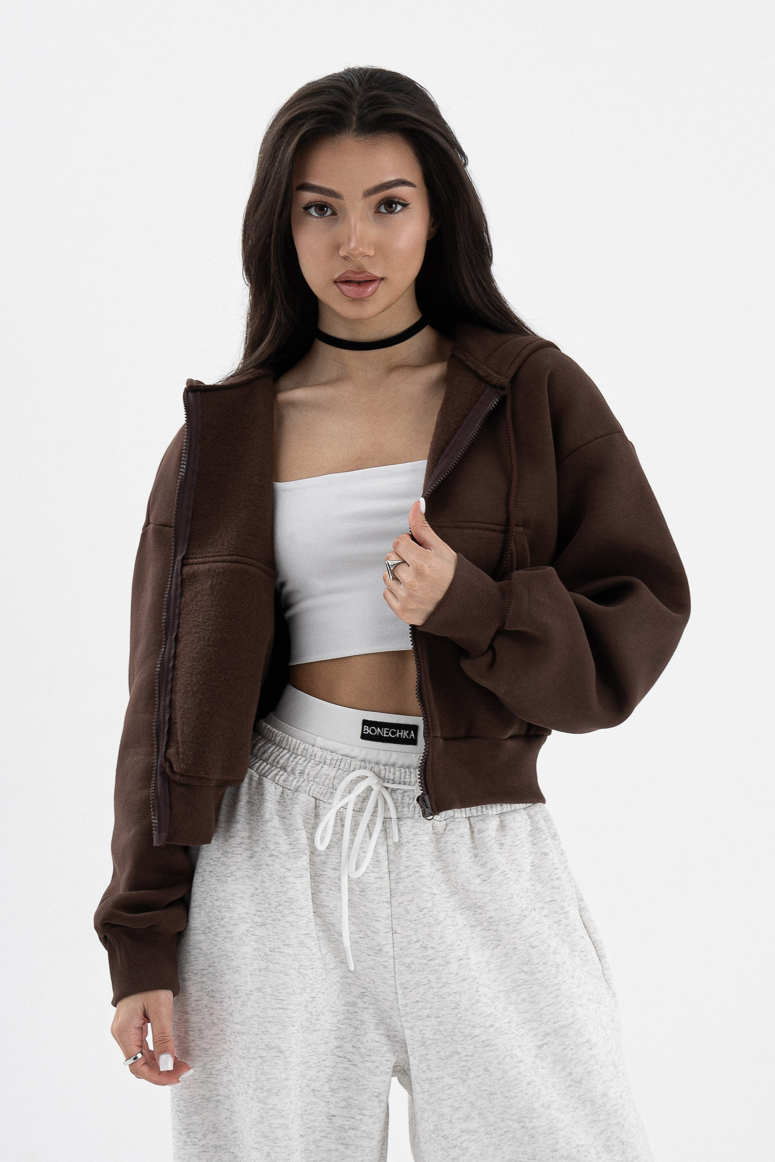 Худи. Фото для маркетплейсов в самых сочных локациях города Сочи