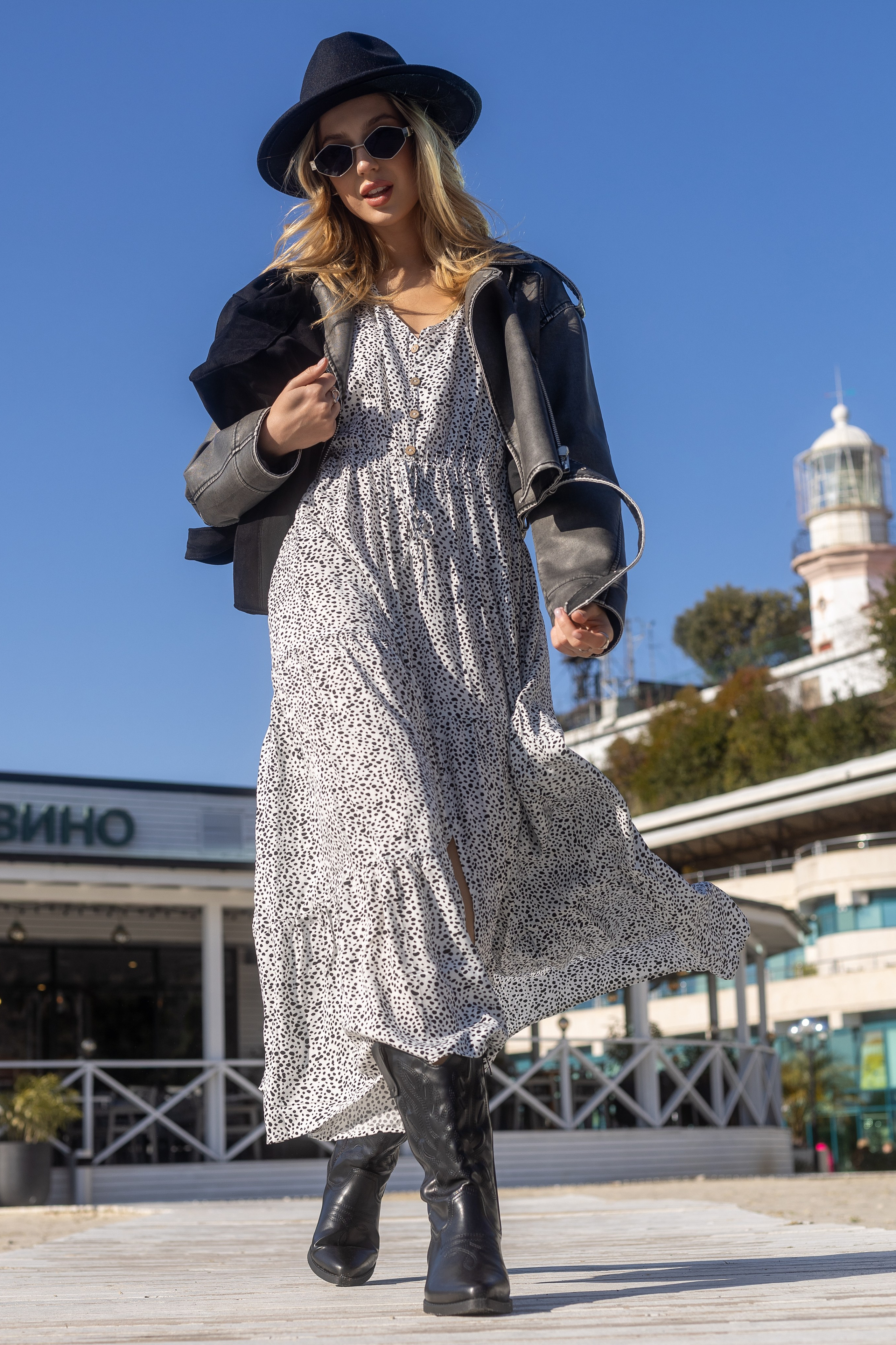 Платья. Фото для маркетплейсов в самых сочных локациях города Сочи