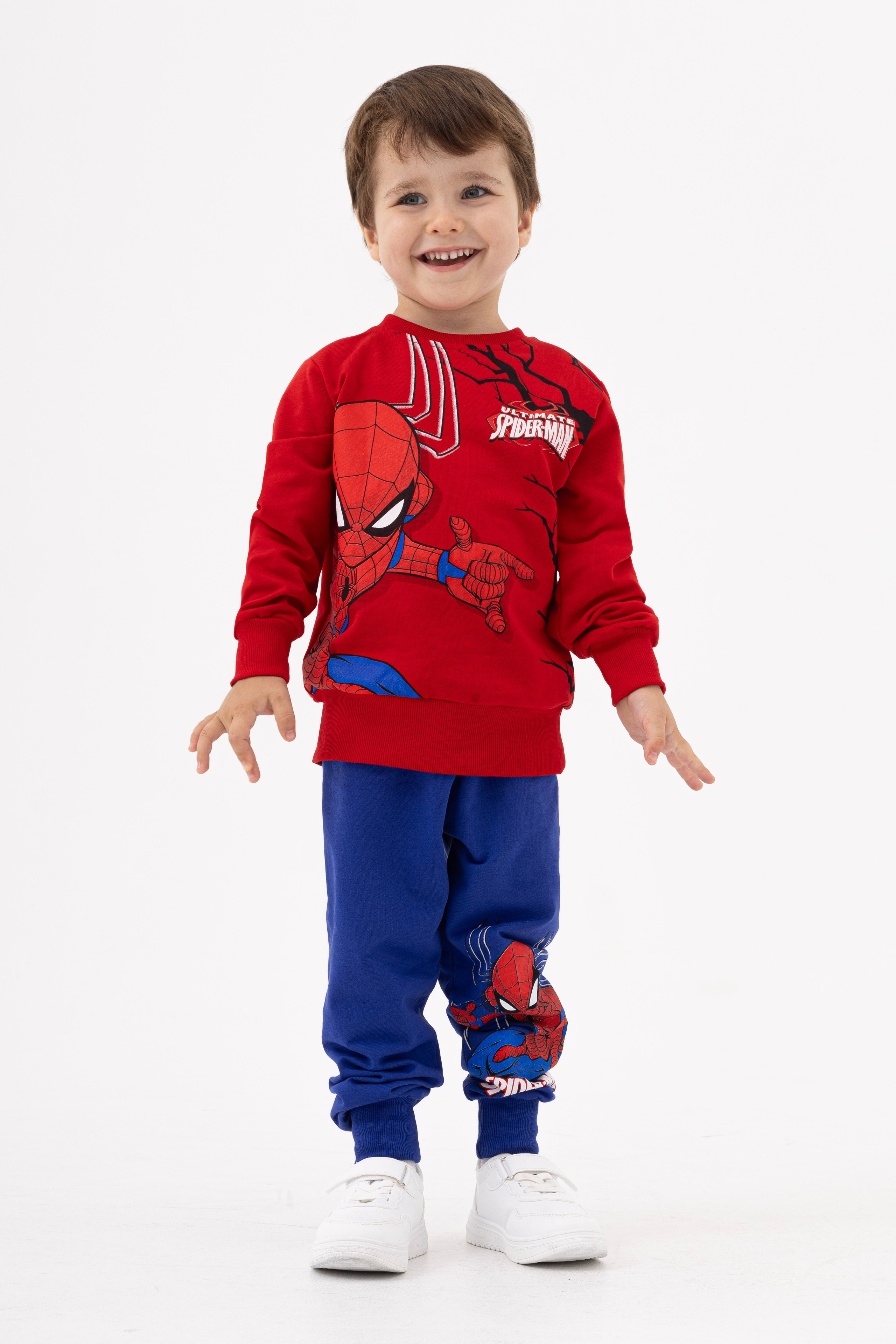 Костюмы. Фото для маркетплейсов в самых сочных локациях города Сочи