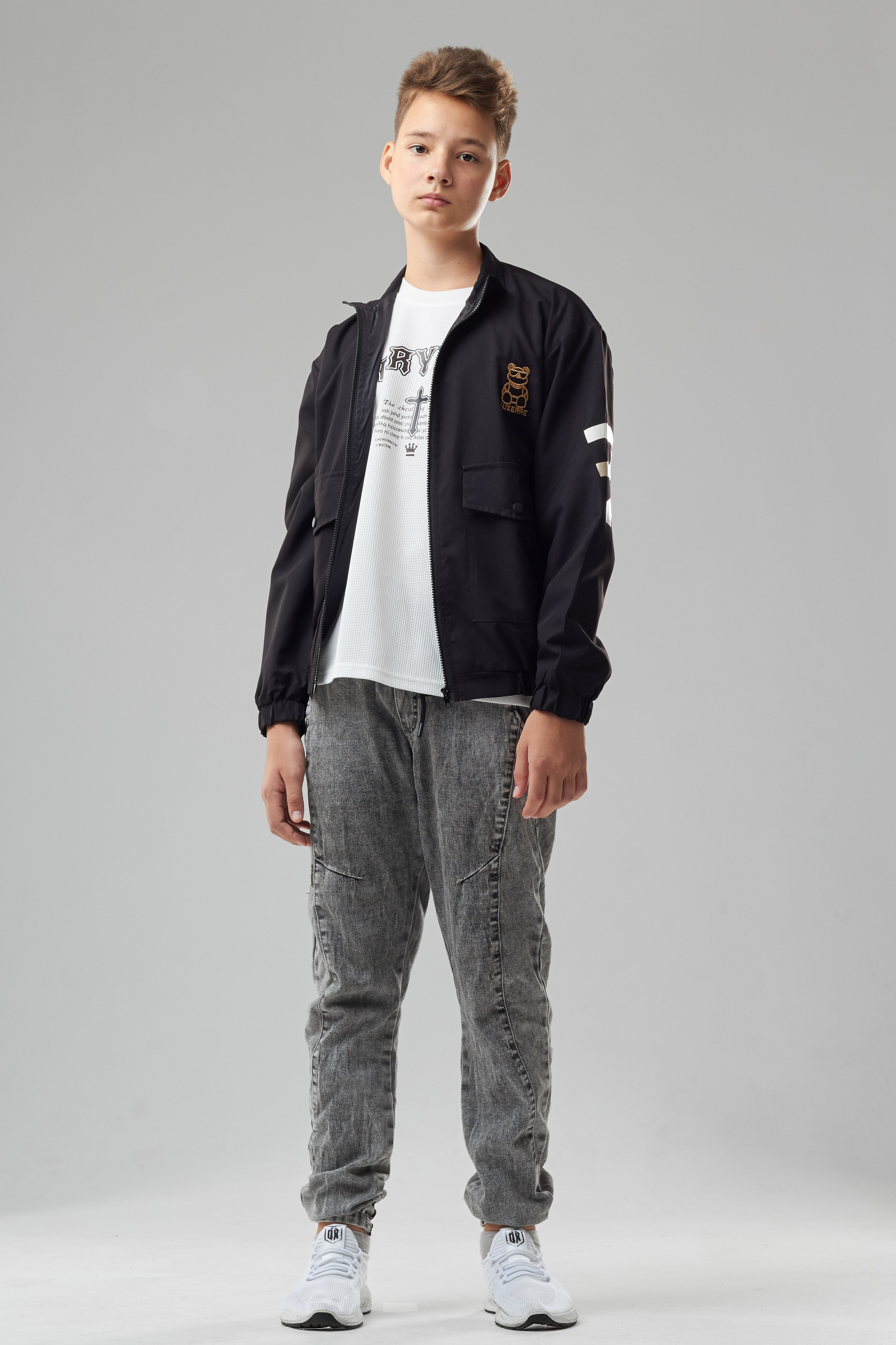 Бомберы — Лев. Фото для маркетплейсов в самых сочных локациях города Сочи