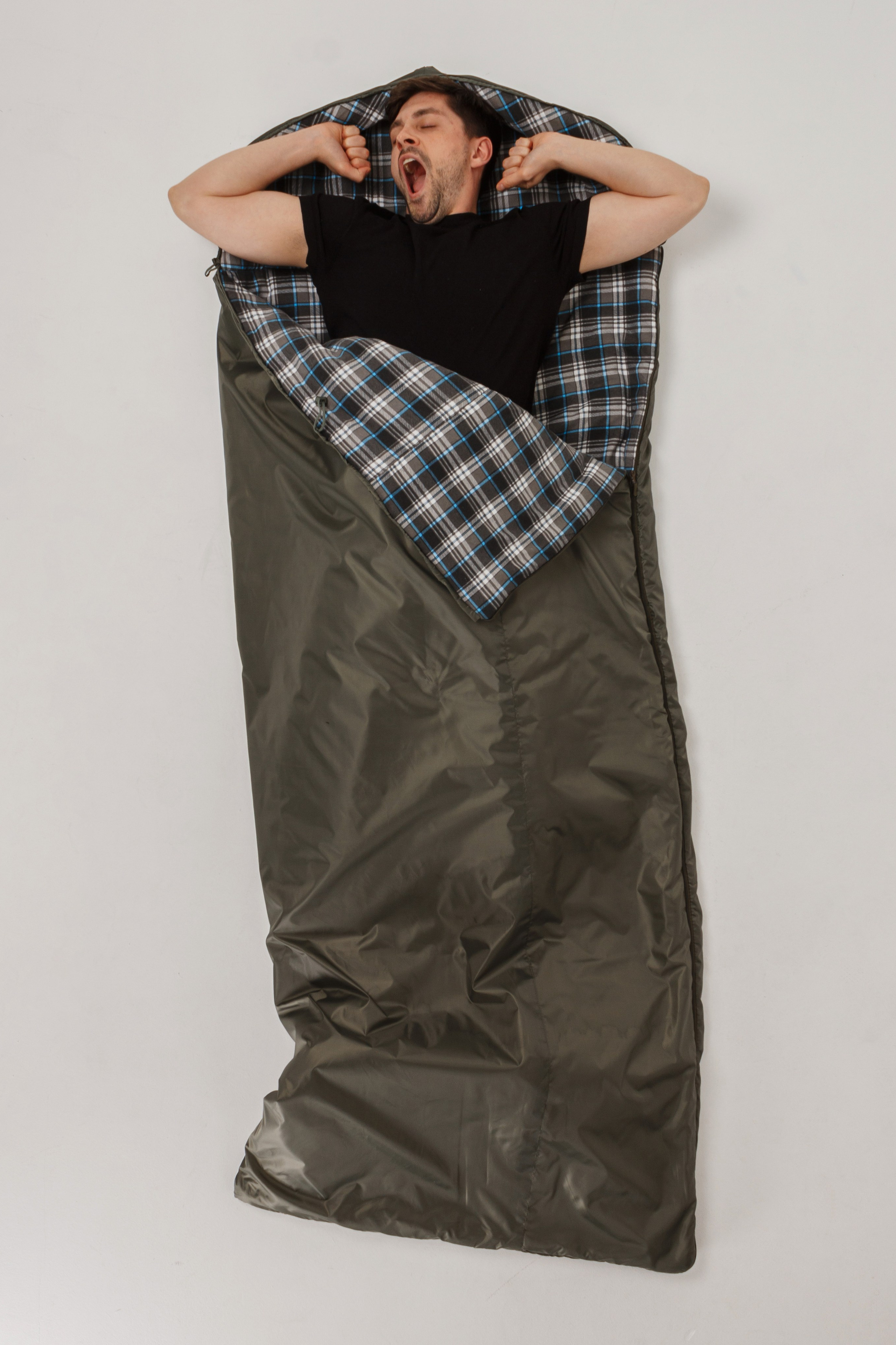 Спальники — Денис. Фото для маркетплейсов в самых сочных локациях города Сочи