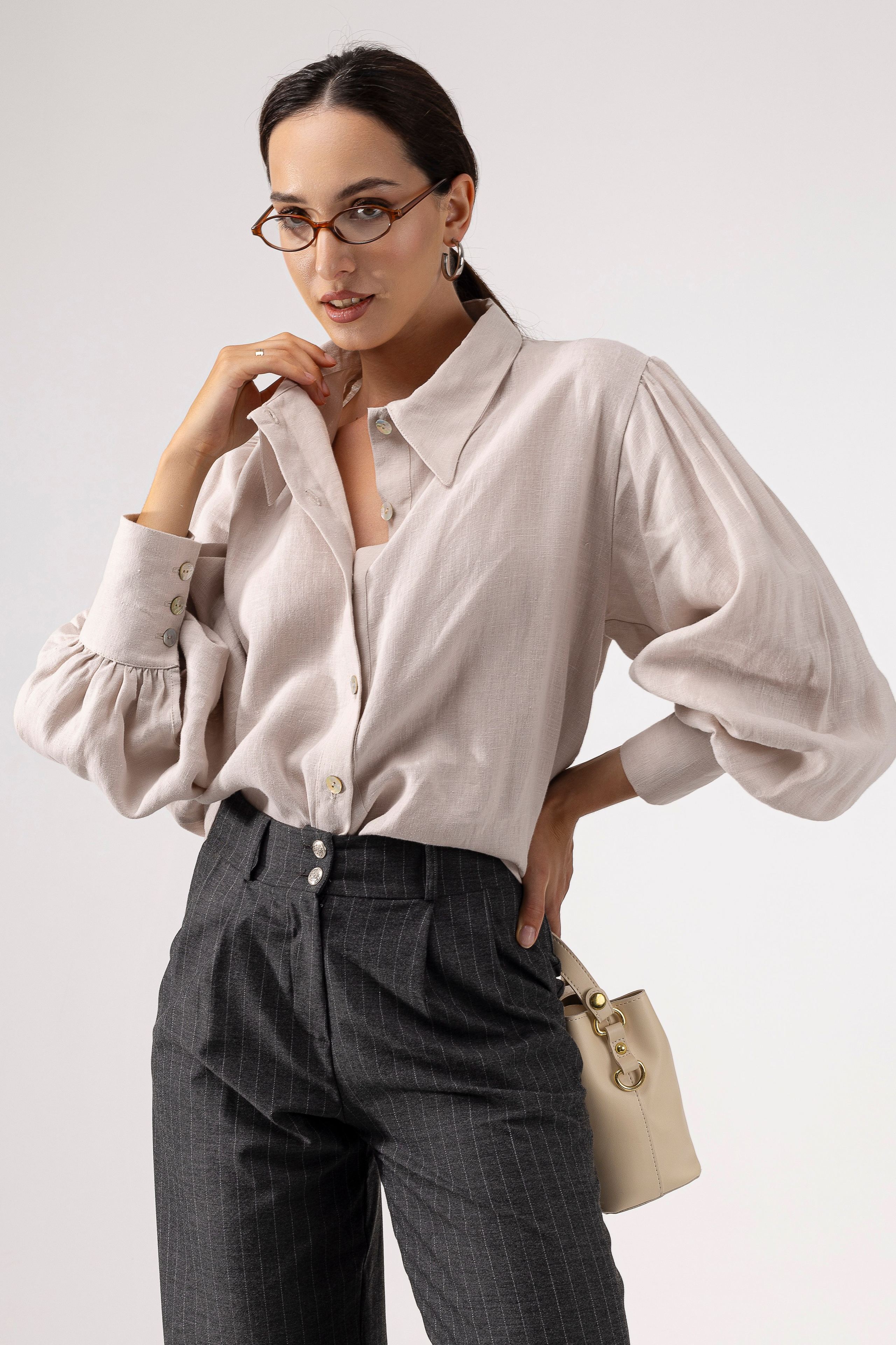 Кофта — Даша. Фото для маркетплейсов в самых сочных локациях города Сочи