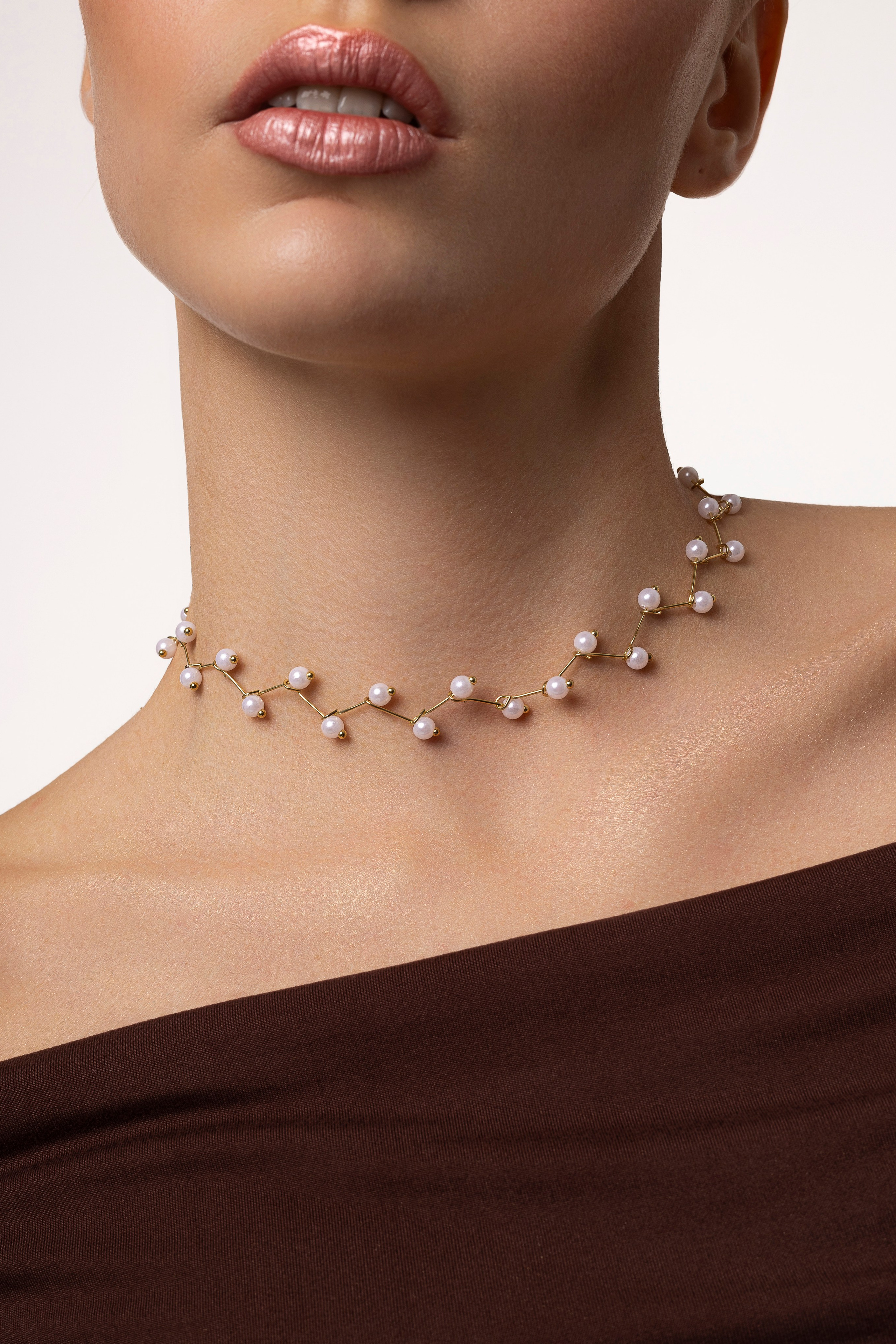 Цепочка. Фото для маркетплейсов в самых сочных локациях города Сочи