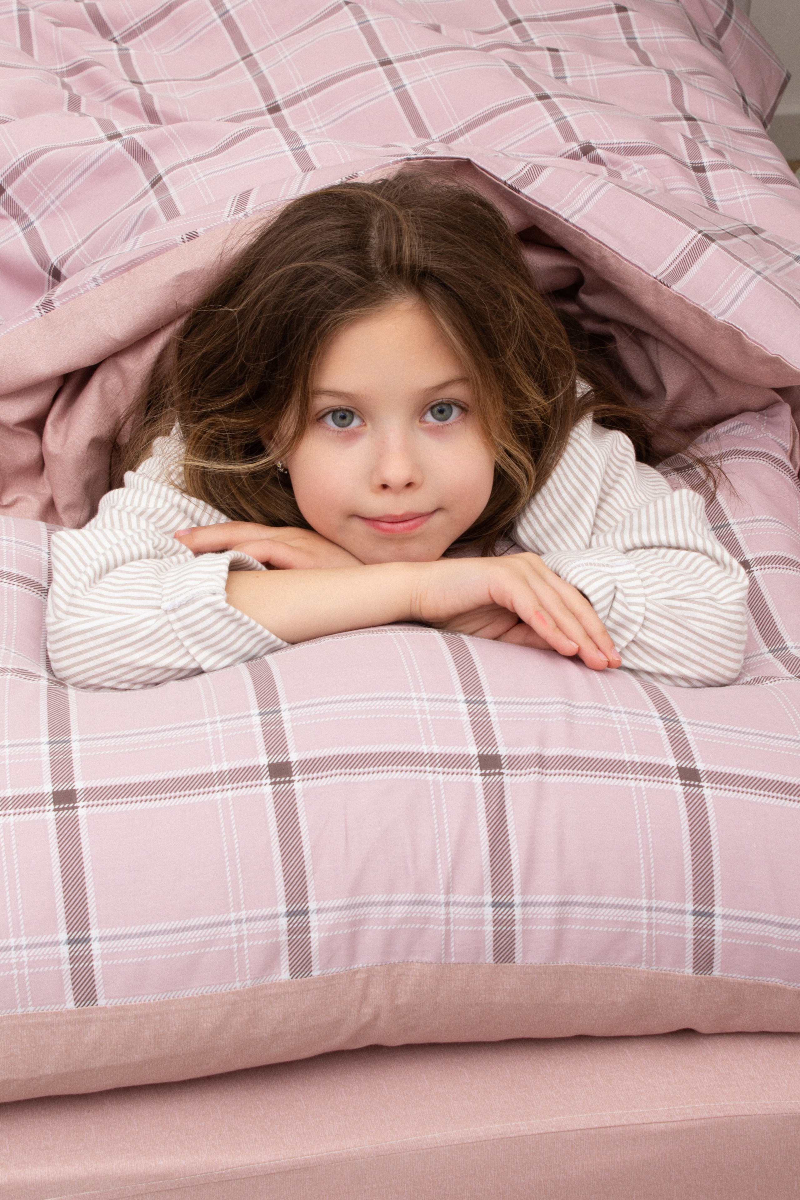 Постельное белье — Амелия. Фото для маркетплейсов в самых сочных локациях города Сочи