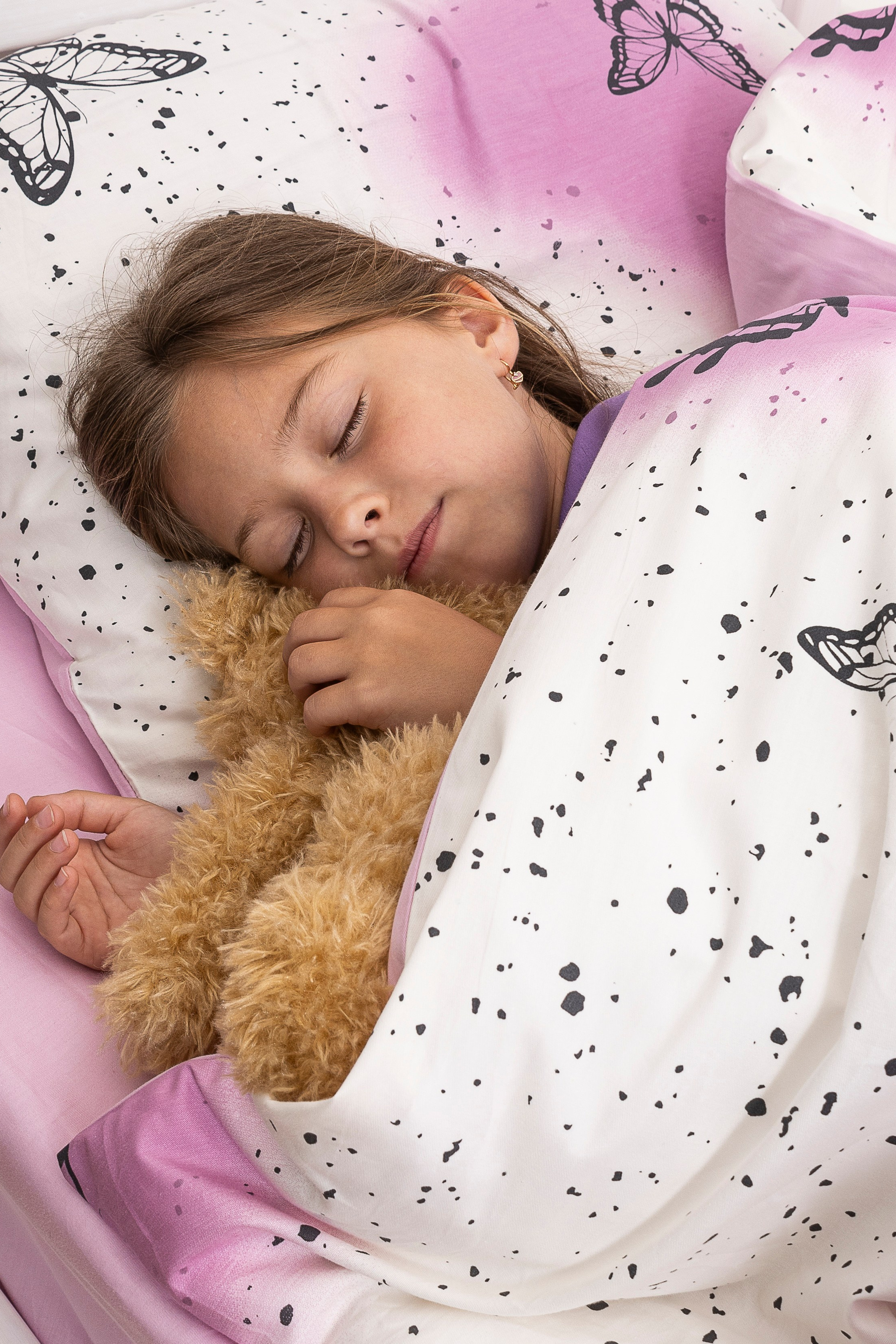 Постельное белье — Амеля и Матвей. Фото для маркетплейсов в самых сочных локациях города Сочи