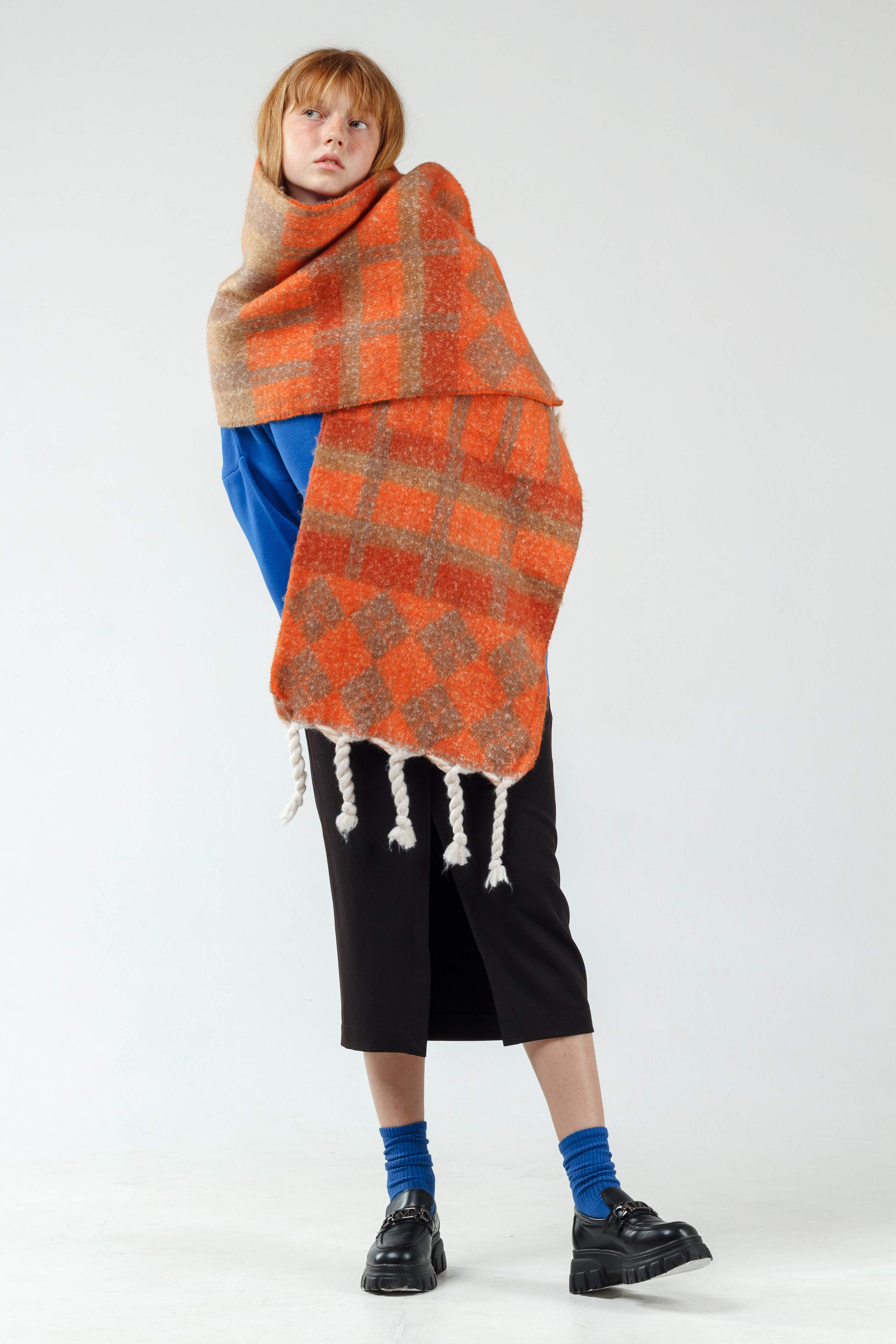 Шарфы — Милана. Фото для маркетплейсов в самых сочных локациях города Сочи