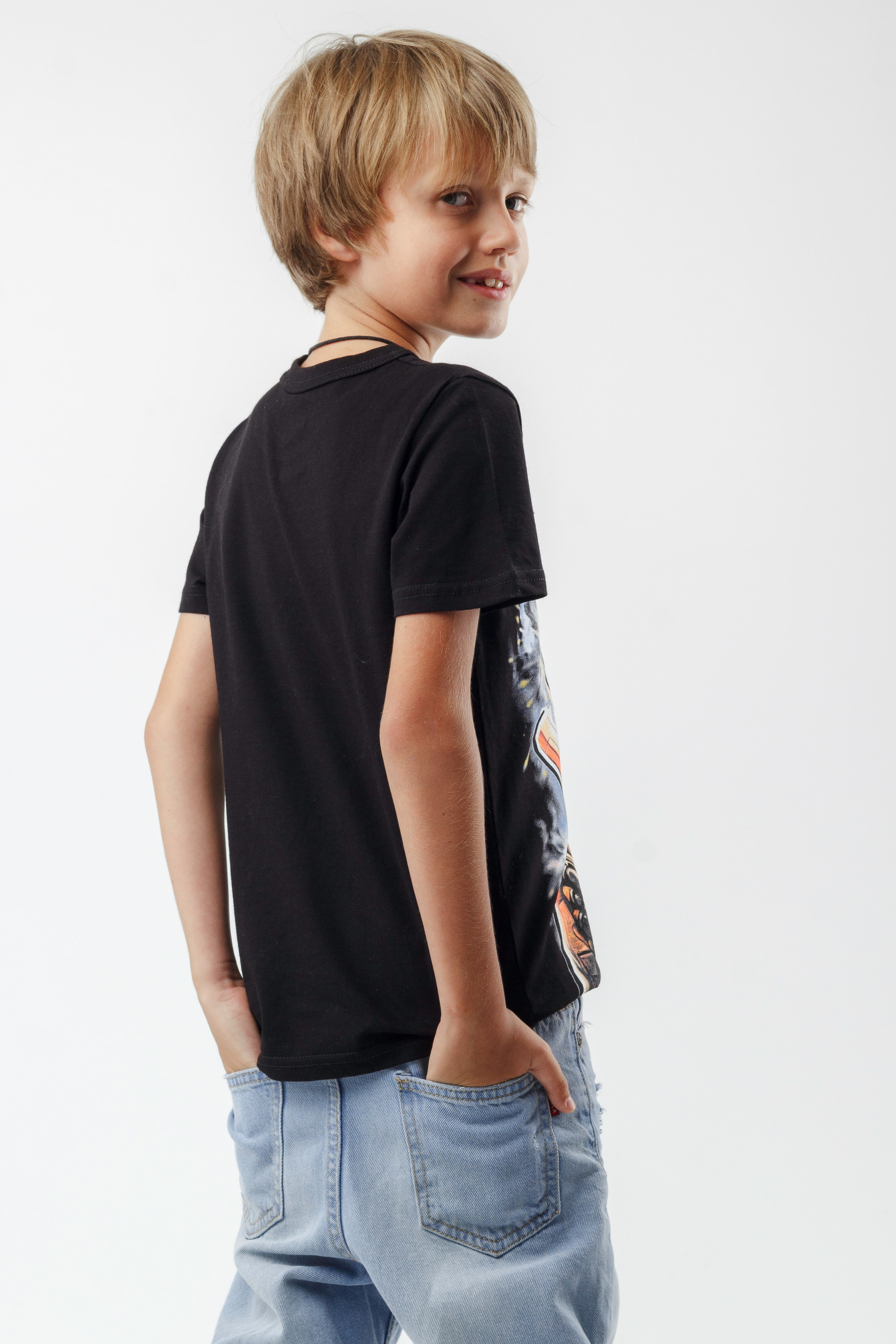 Футболки — Ярик. Фото для маркетплейсов в самых сочных локациях города Сочи