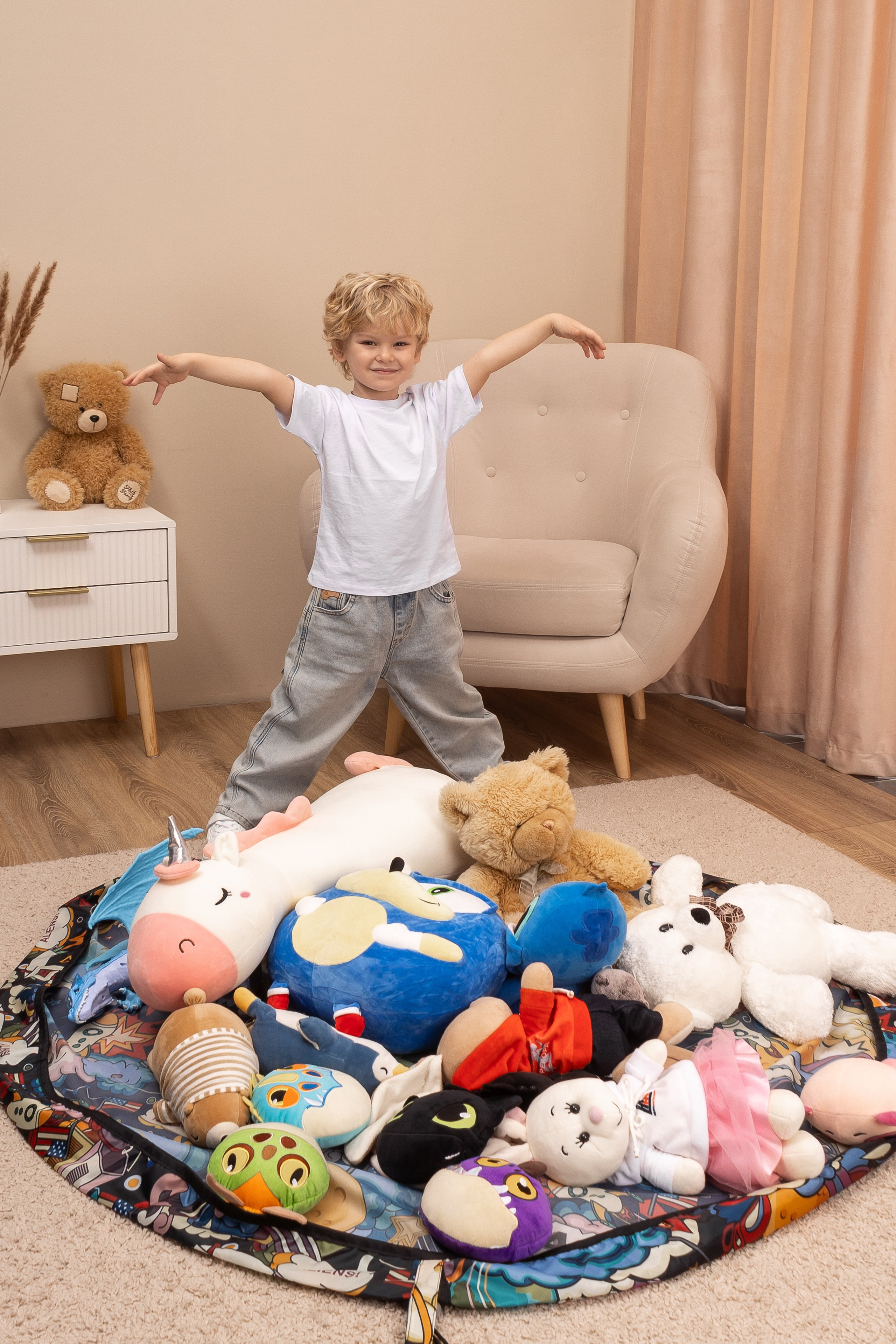 Мешок для игрушек. Фото для маркетплейсов в самых сочных локациях города Сочи