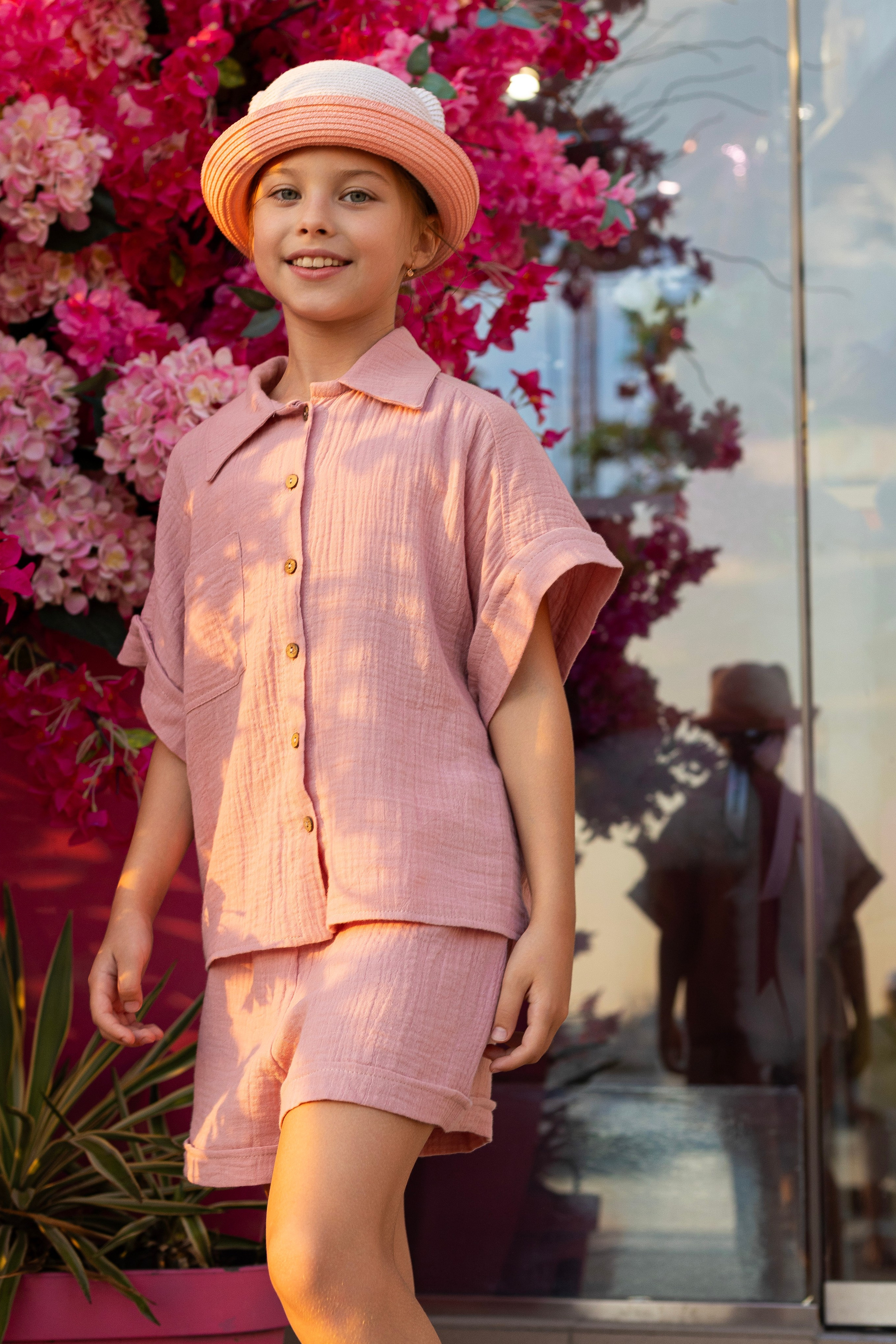 Костюмы. Фото для маркетплейсов в самых сочных локациях города Сочи