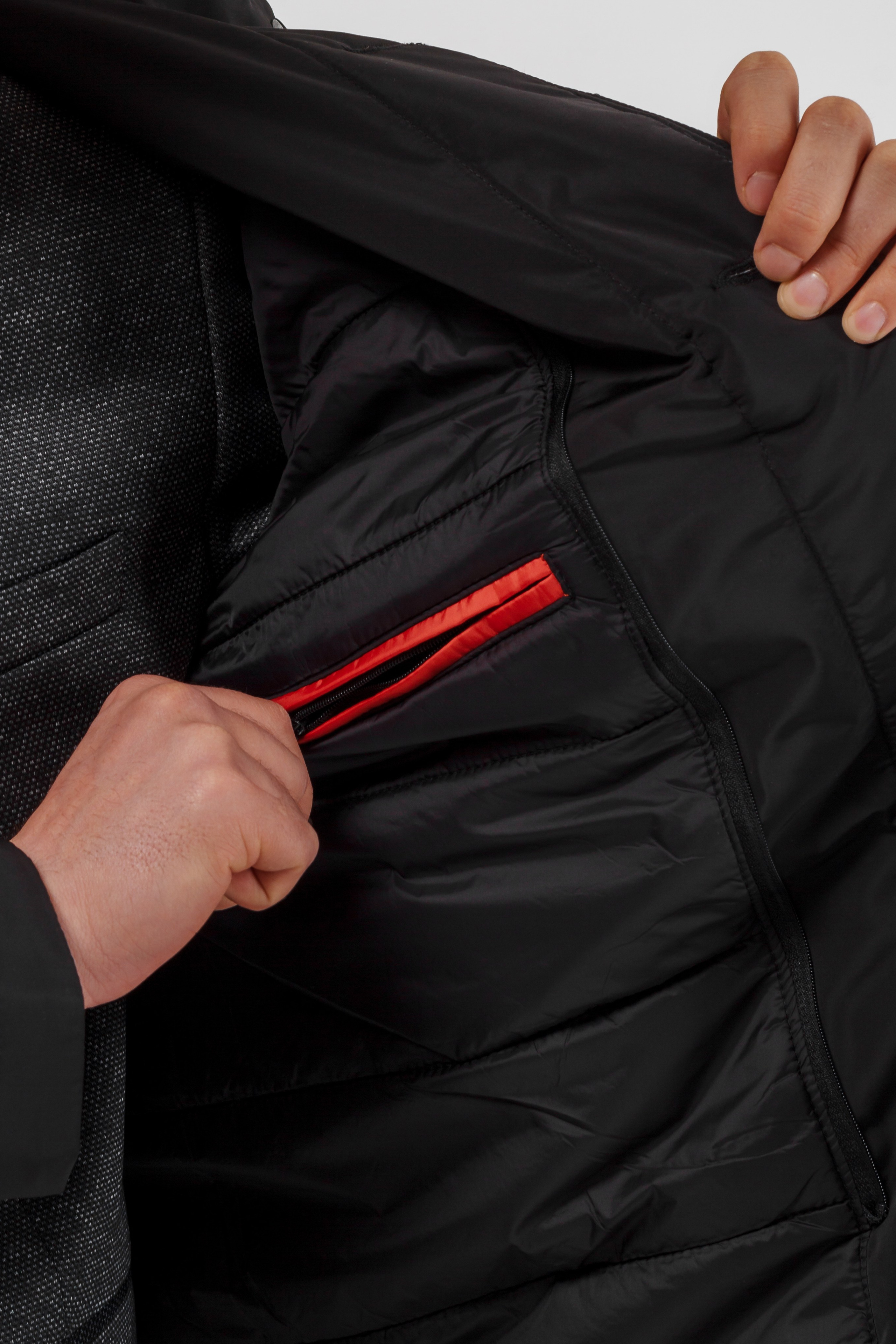 Куртки — Денис. Фото для маркетплейсов в самых сочных локациях города Сочи