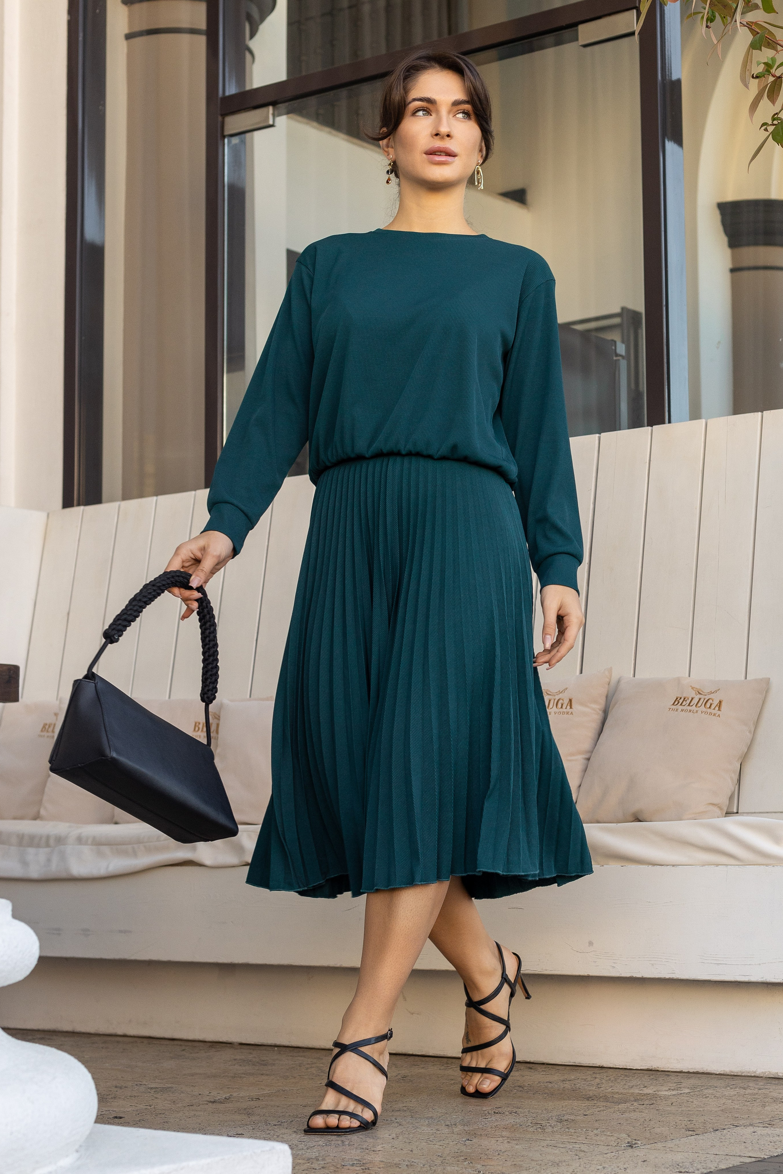 Костюм. Фото для маркетплейсов в самых сочных локациях города Сочи