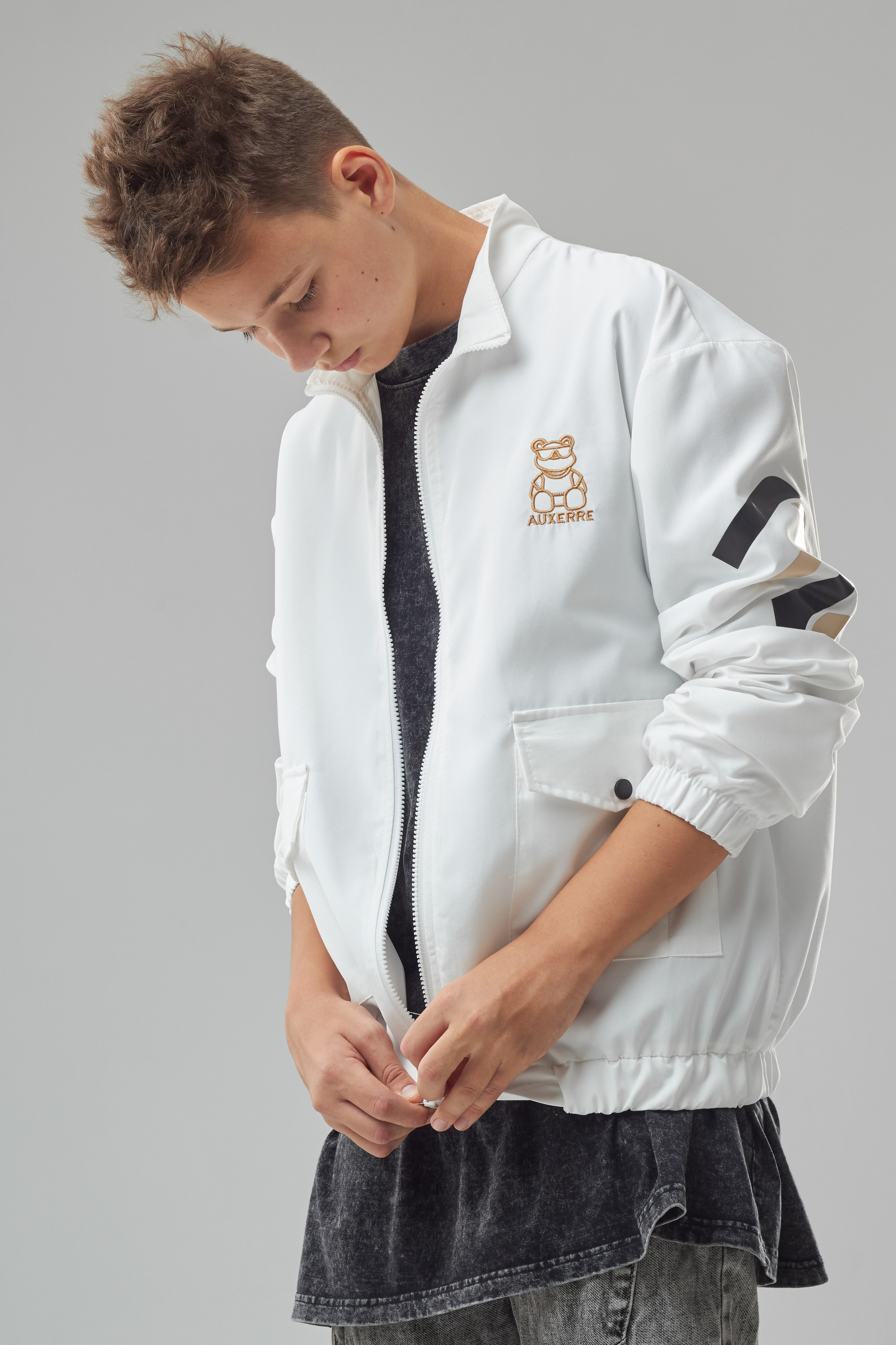 Бомберы — Лев. Фото для маркетплейсов в самых сочных локациях города Сочи